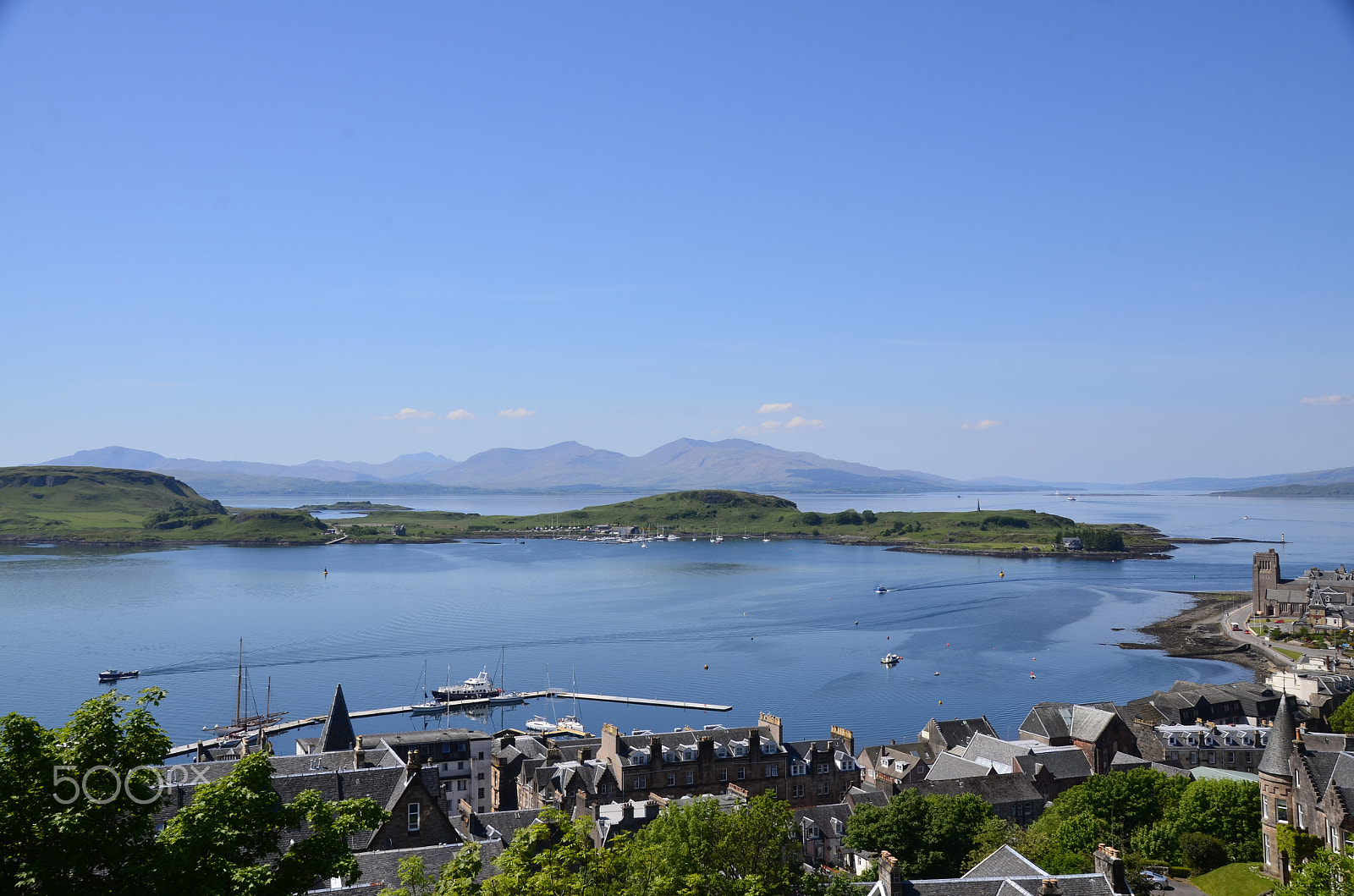 Sigma 18-250mm F3.5-6.3 DC Macro OS HSM sample photo. Oban bay photography
