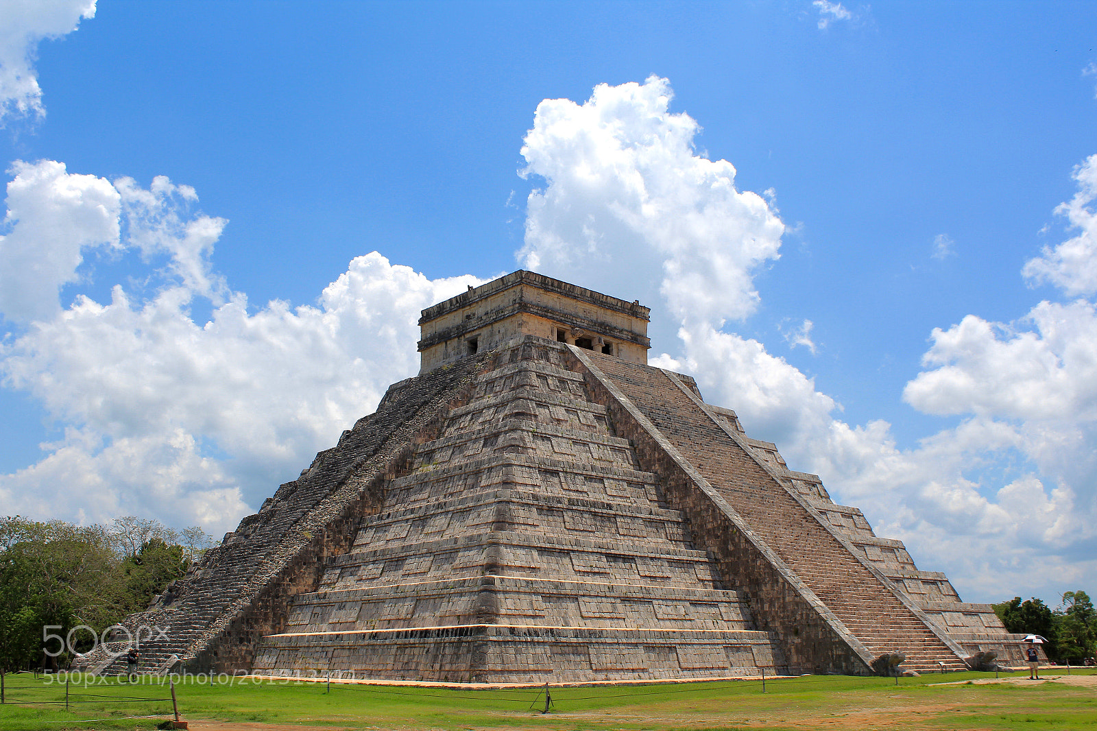 Canon EOS 1300D (EOS Rebel T6 / EOS Kiss X80) sample photo. Beautiful chichen itza photography