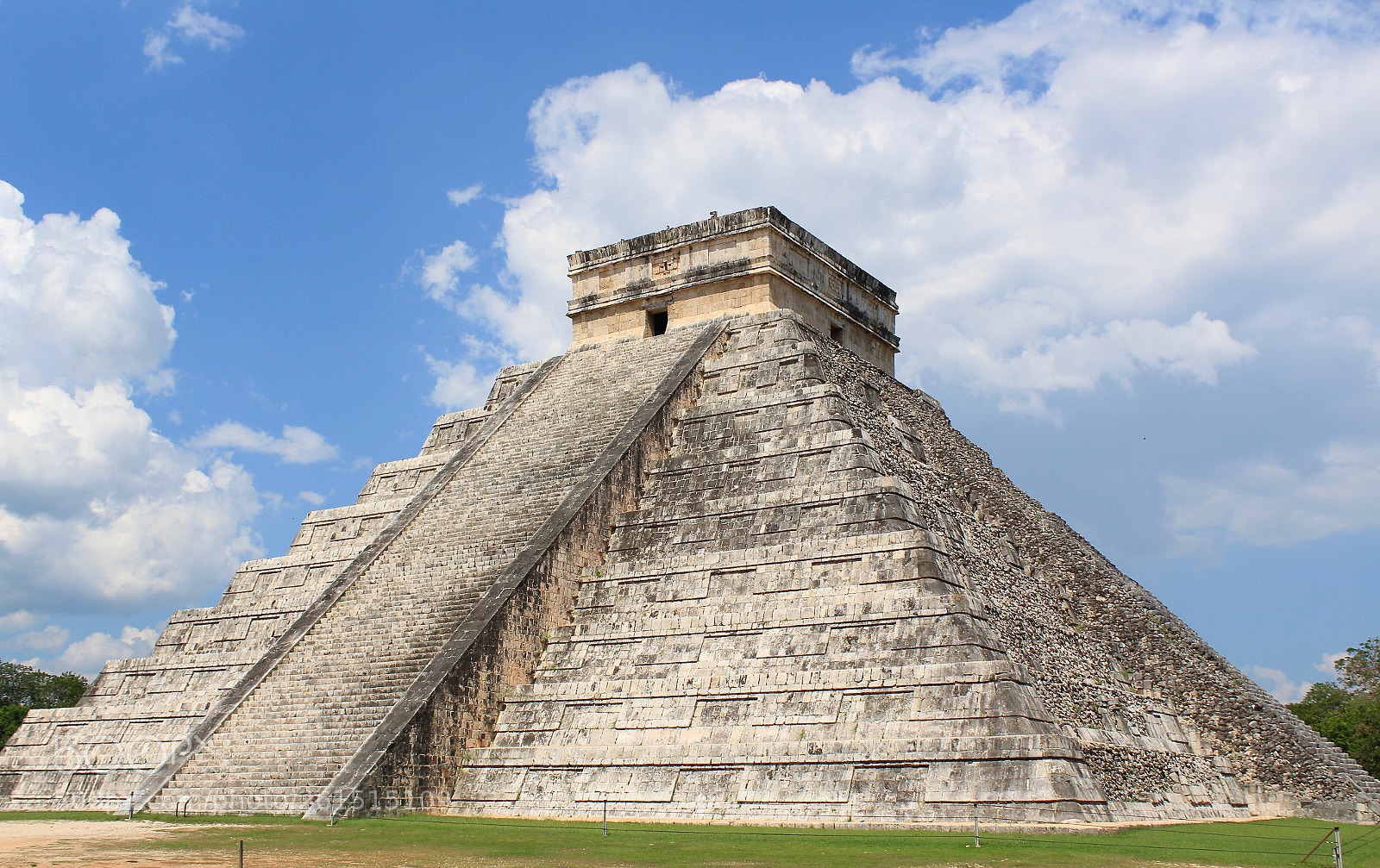 Canon EOS 1300D (EOS Rebel T6 / EOS Kiss X80) sample photo. Chichen itza photography
