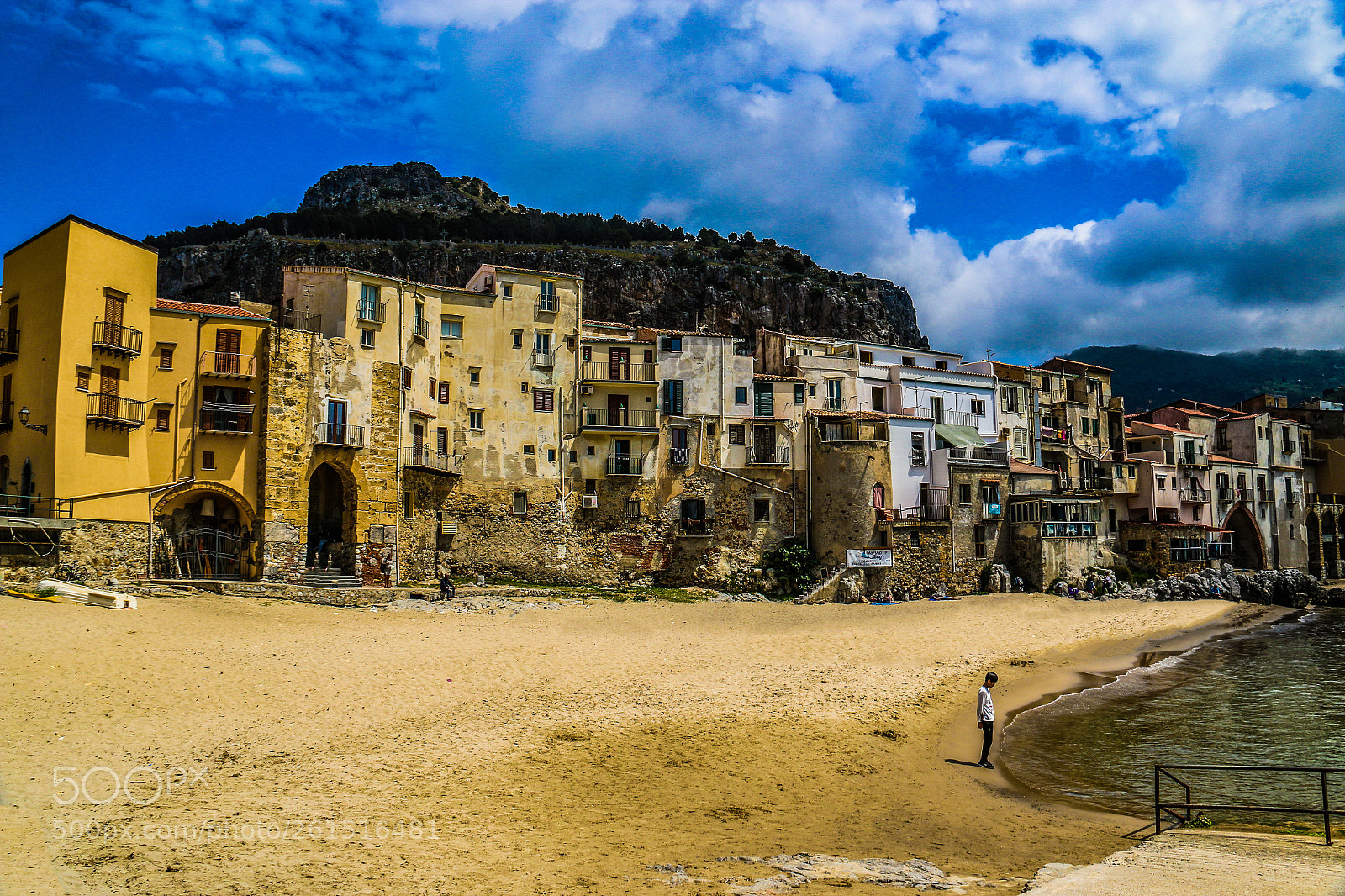 Canon EOS 70D sample photo. Cefalu italy on the photography