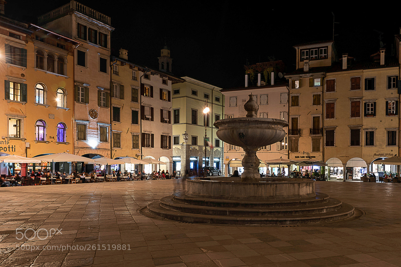 Nikon D810 sample photo. Piazza san giacomo photography