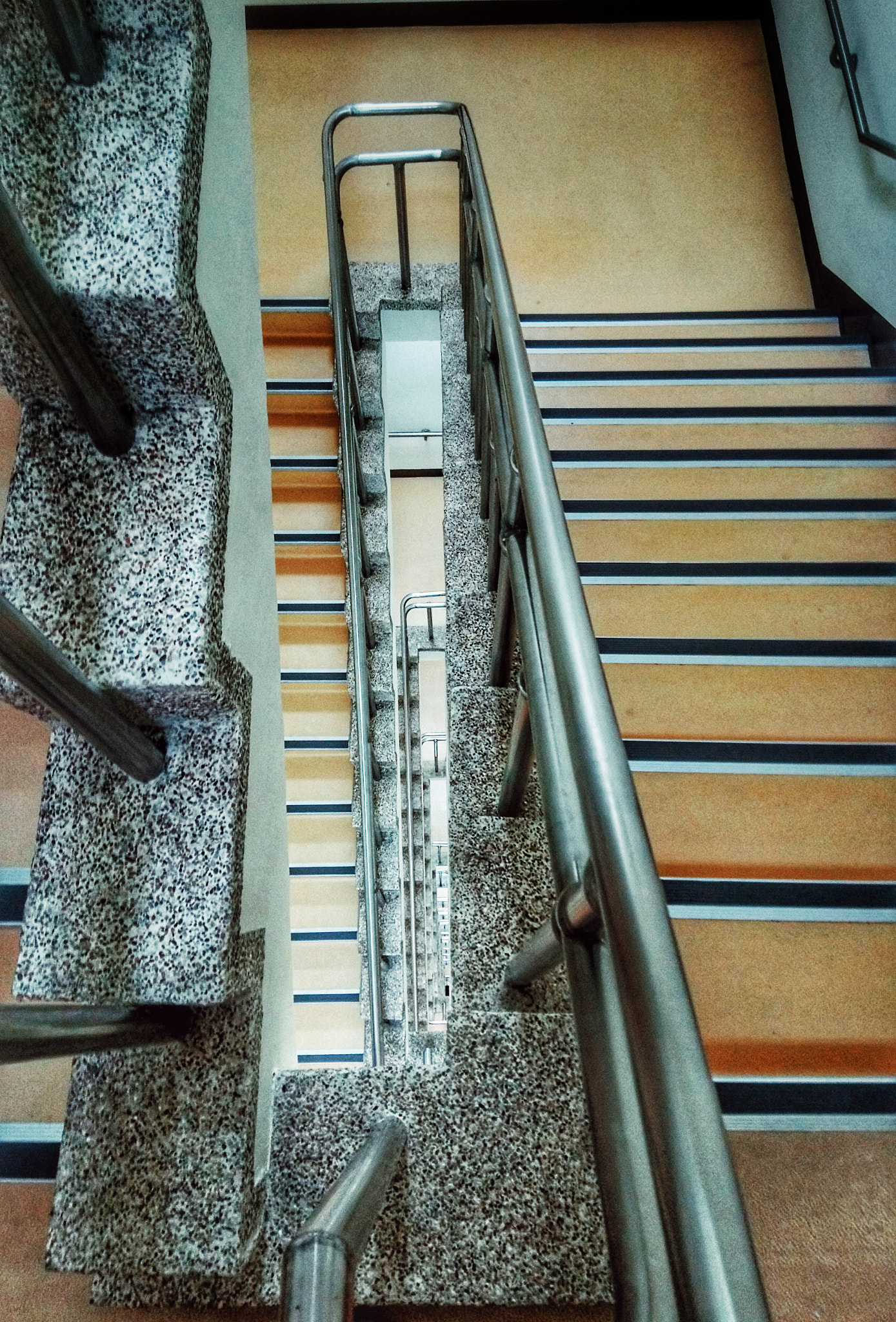 Sony Xperia XA1 Ultra sample photo. Stairs photography