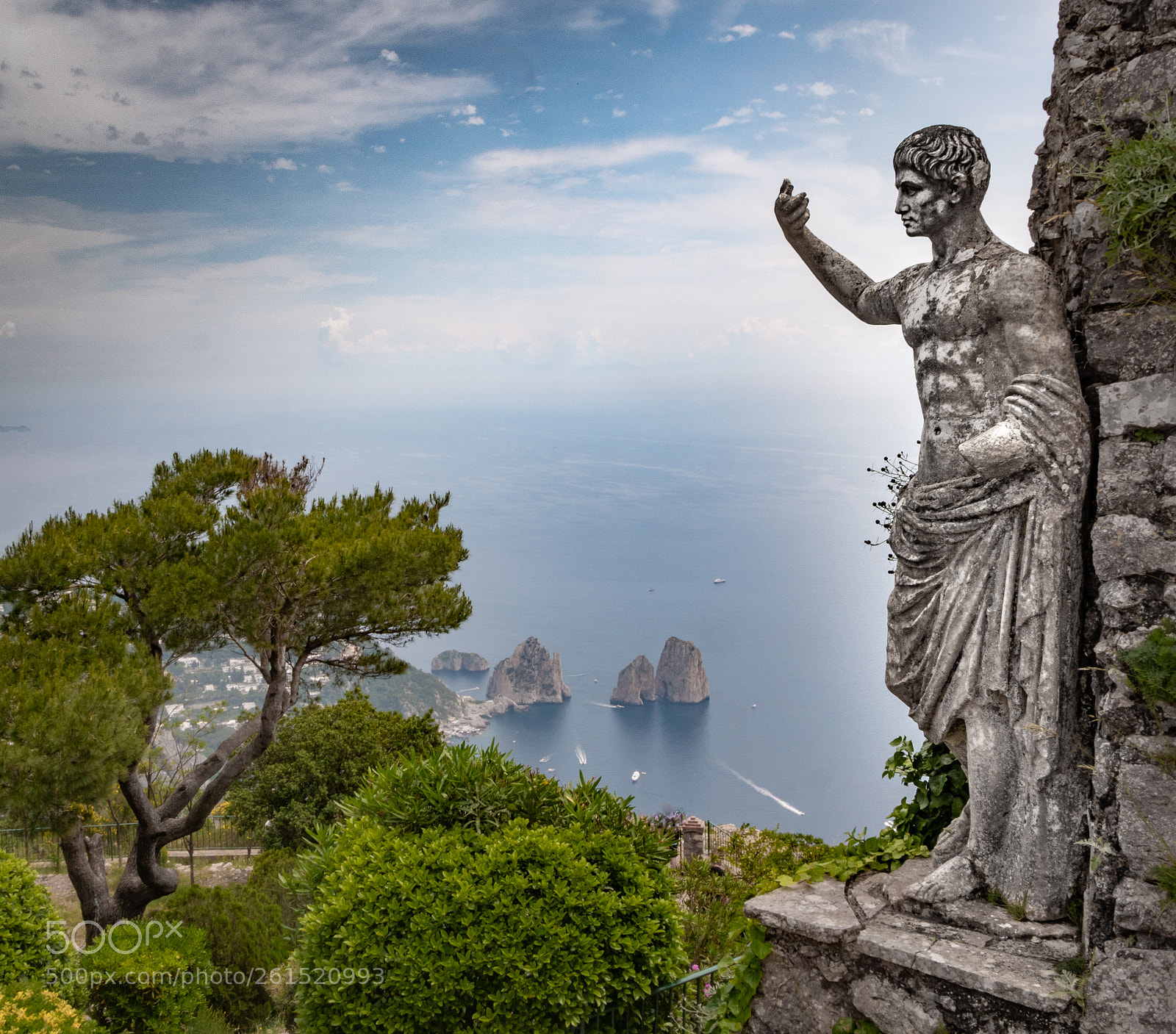 Panasonic Lumix DC-G9 sample photo. Roman god photography