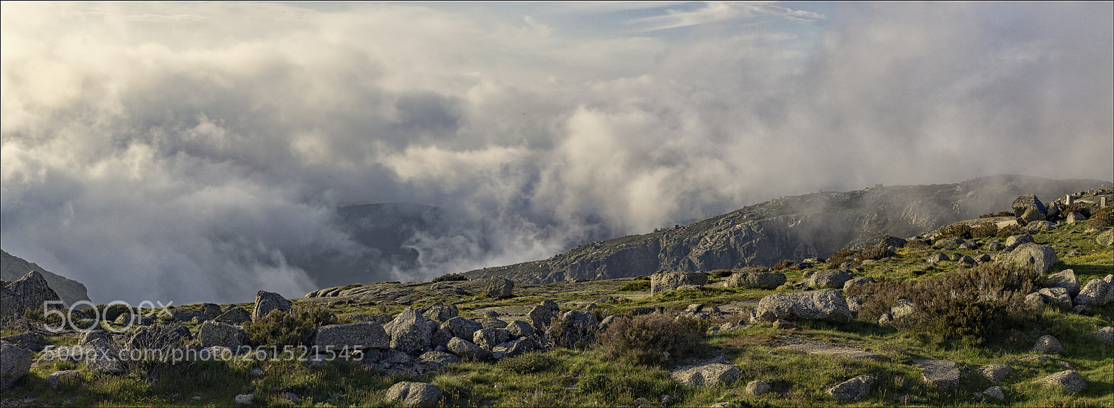 Canon EOS 70D sample photo. The advancing clouds up photography