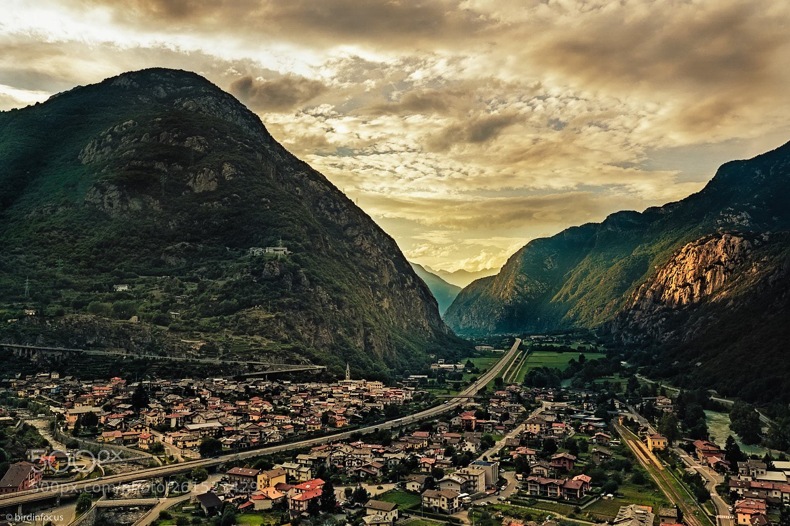Olympus OM-D E-M5 II sample photo. View from a hill photography