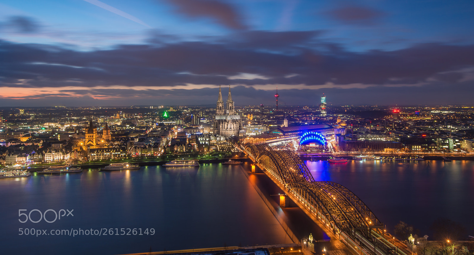 Nikon D800 sample photo. Cologne cathedral photography