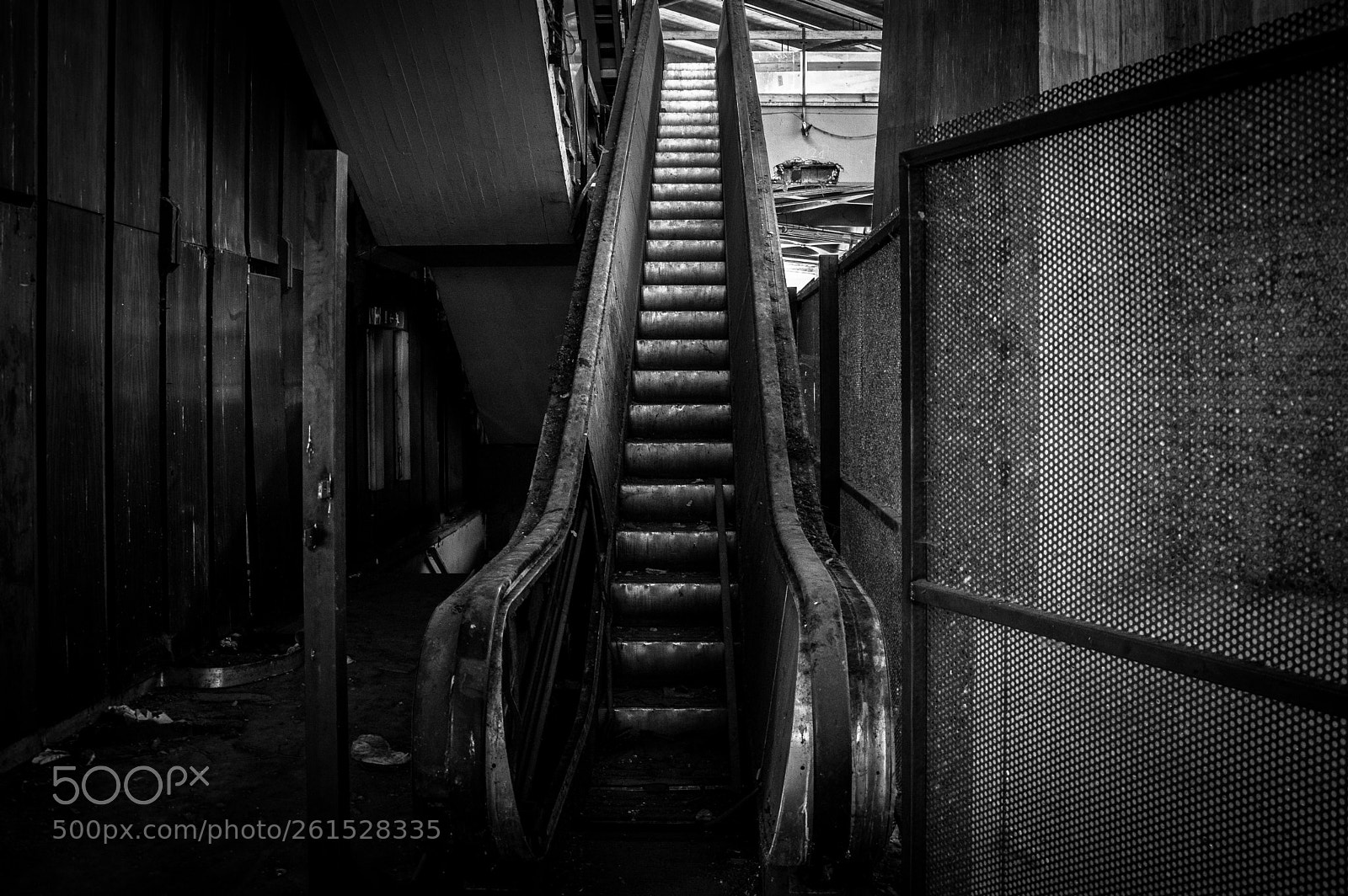Nikon D3200 sample photo. Escalator photography