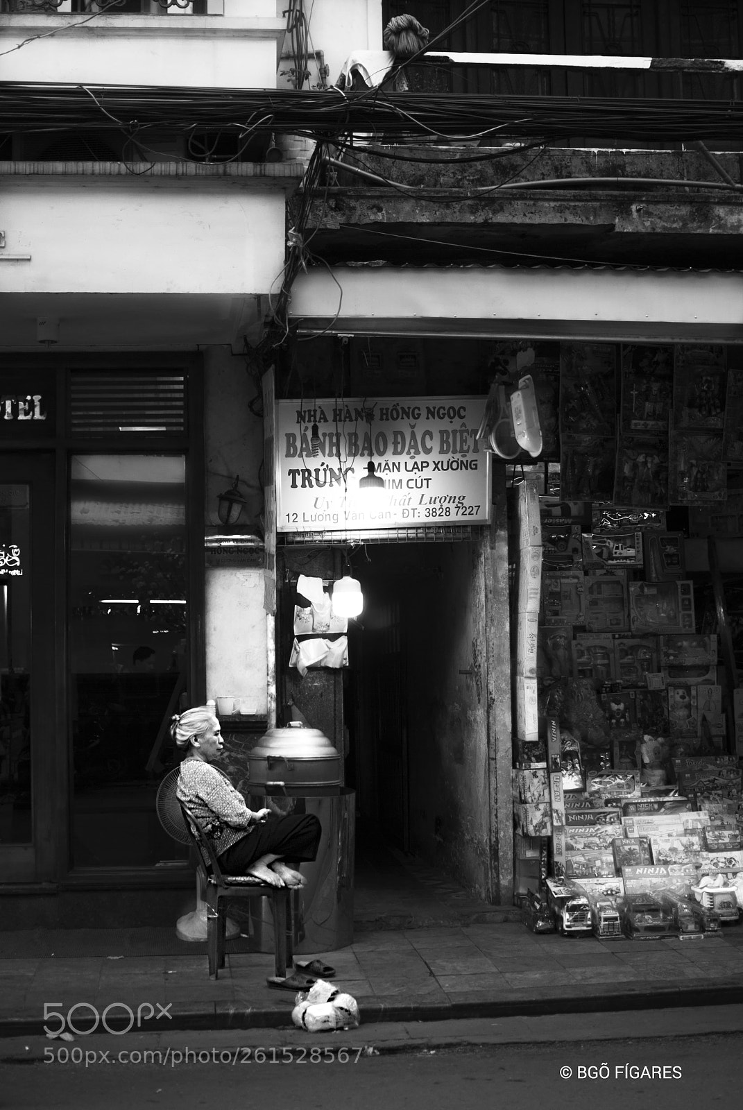 Nikon D80 sample photo. Hanoi photography