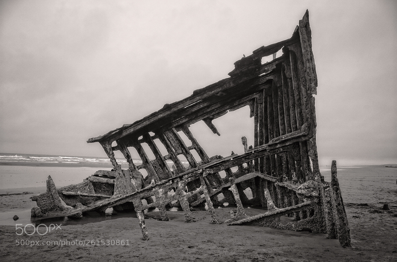 Nikon D7000 sample photo. Peter iredale shipwreck, close photography