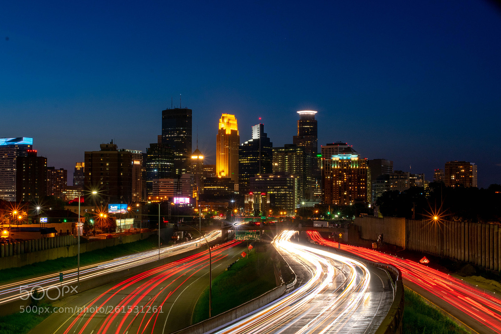 Nikon D3400 sample photo. Downtown car lights photography