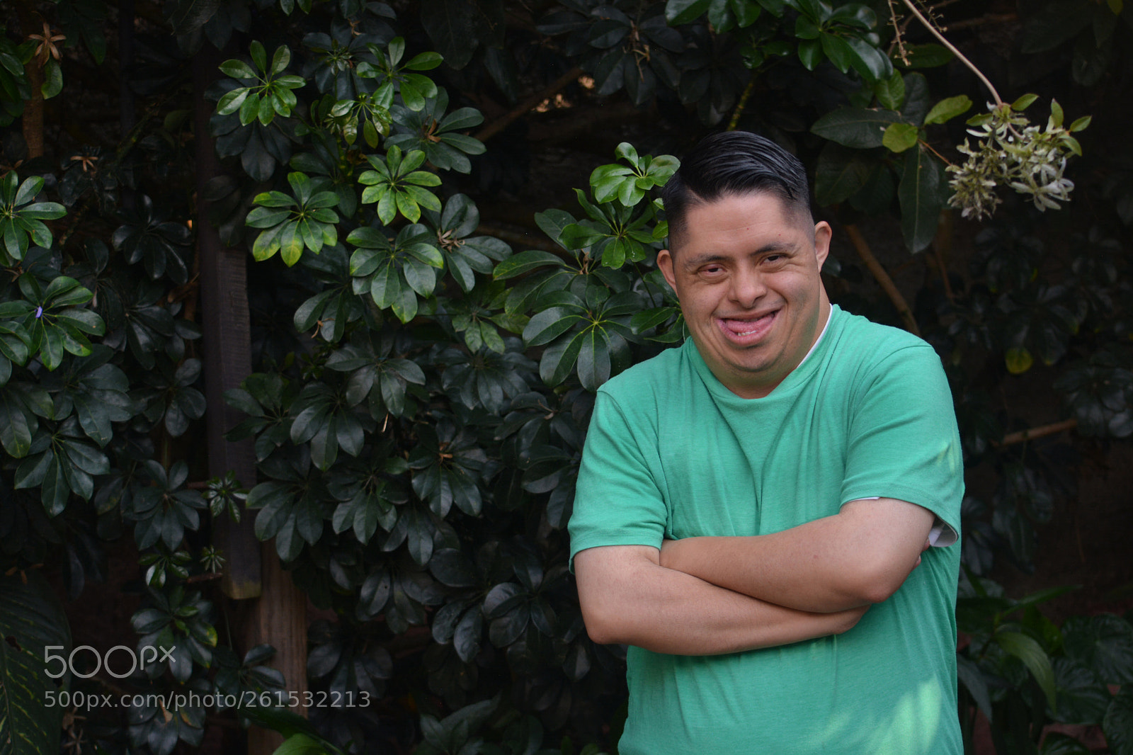Nikon D5200 sample photo. Su sonrisa. retrato, plano photography