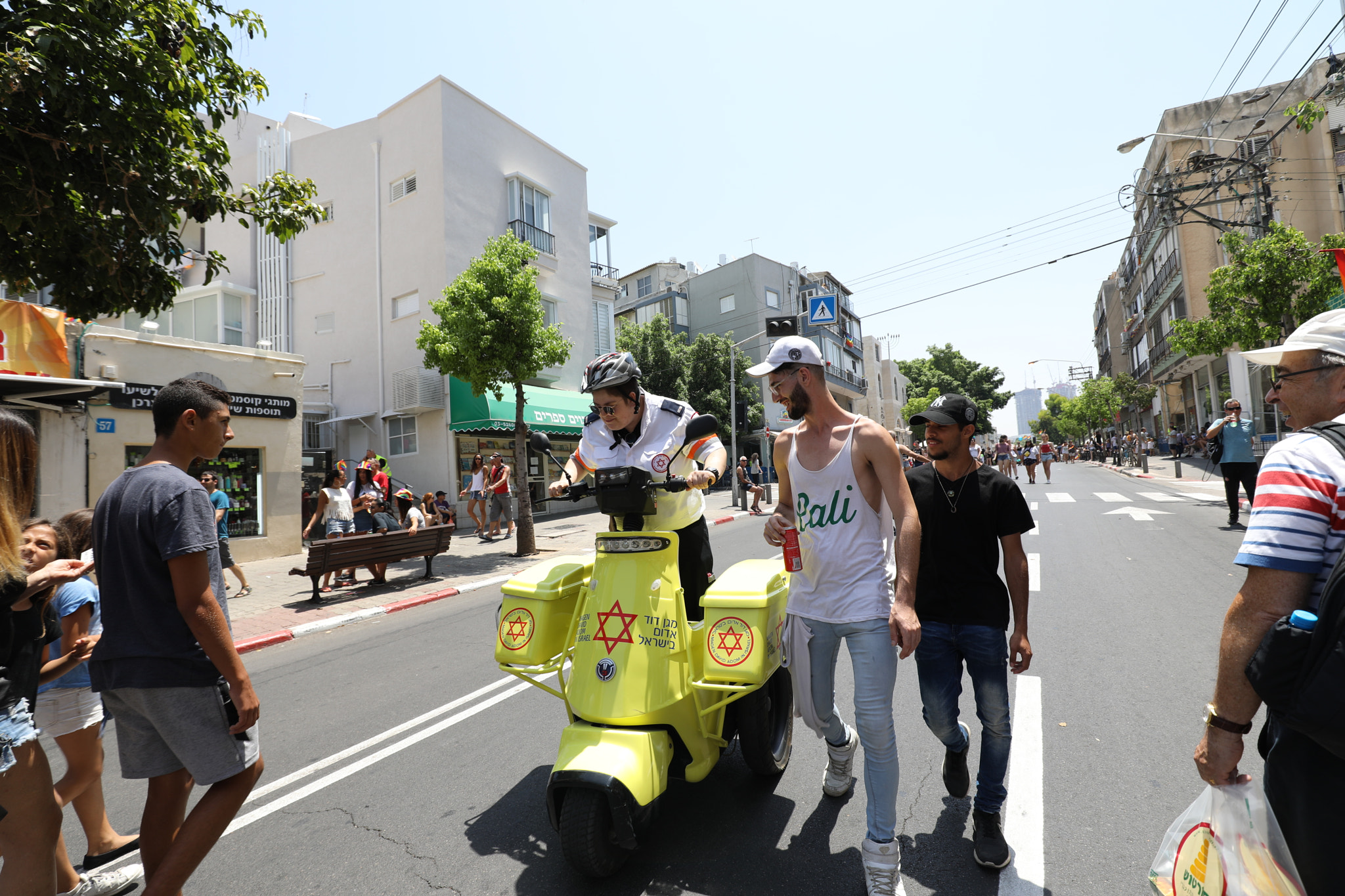 Canon EF 16-35mm F4L IS USM sample photo. Tel aviv pride parade 2018 photography