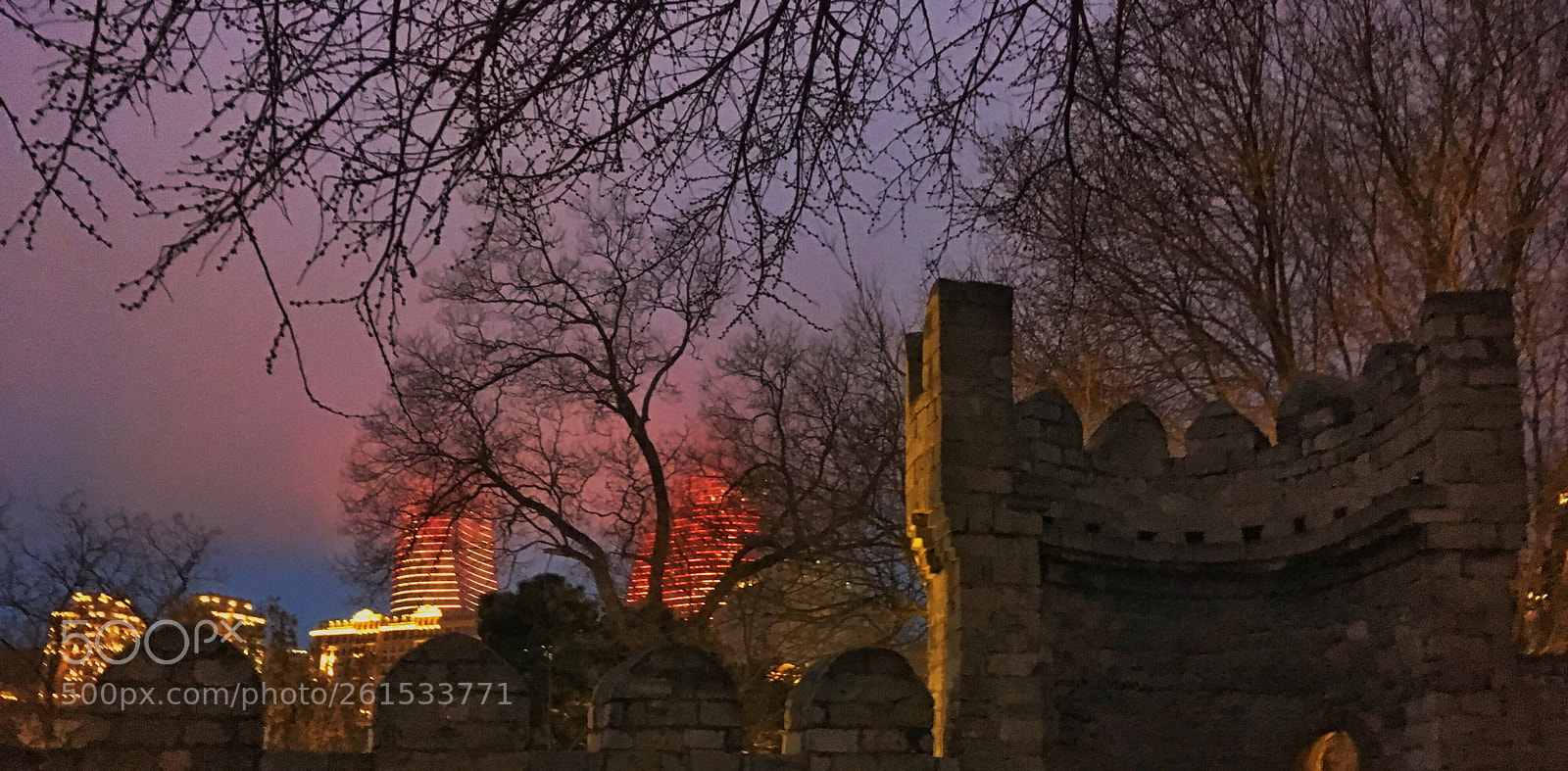Apple iPhone SE sample photo. Baku! photography