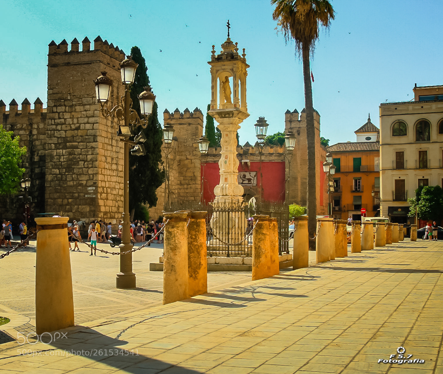 Canon EOS 7D sample photo. Mezcla de religiones photography