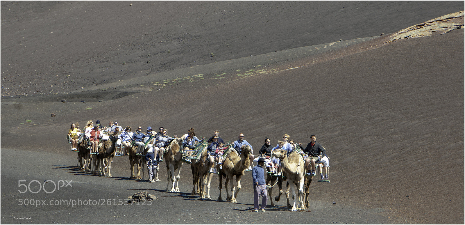 Nikon D300 sample photo. Paseando por timanfaya photography