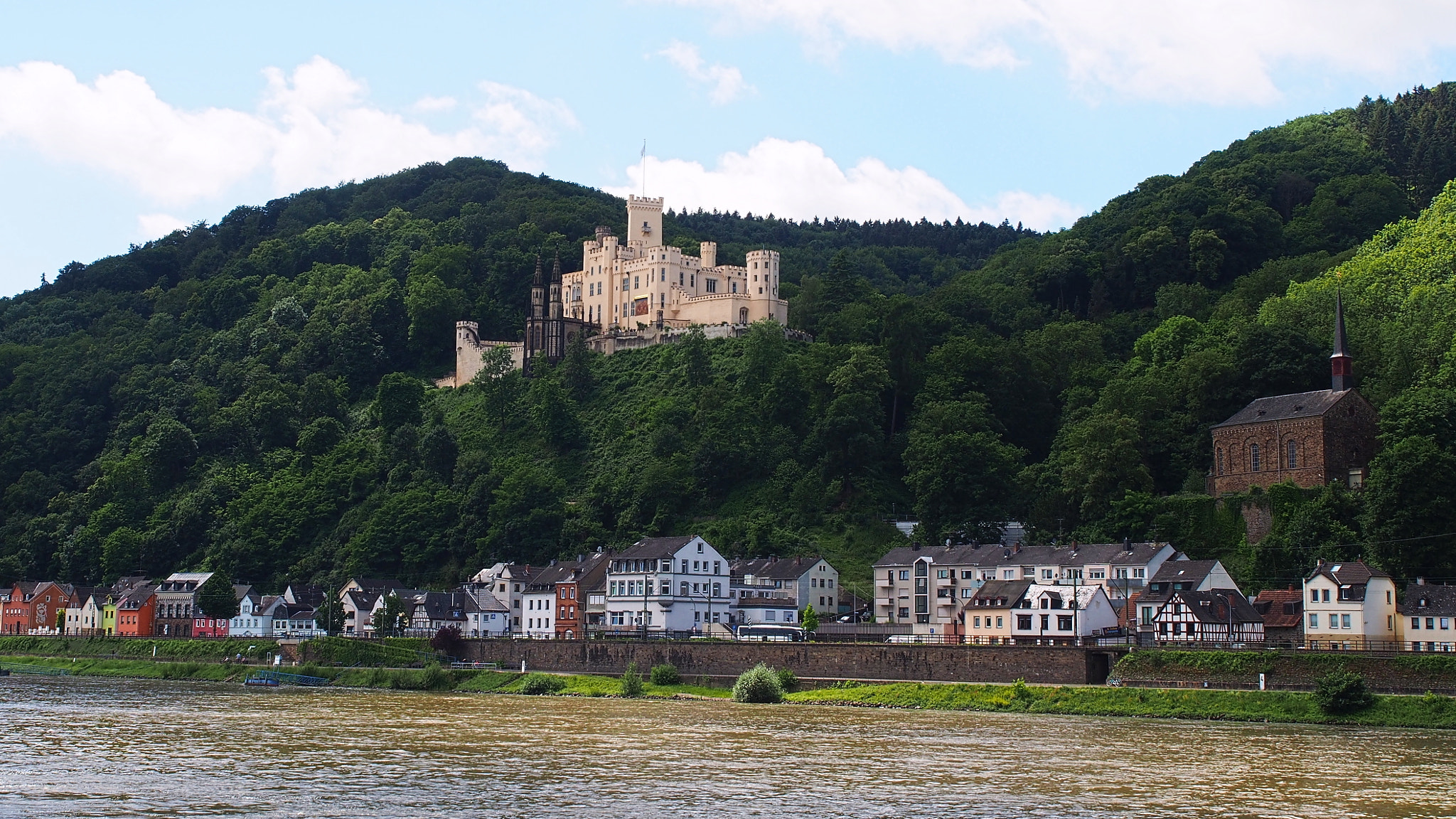 Olympus PEN E-PL5 sample photo. Castle at rhein photography
