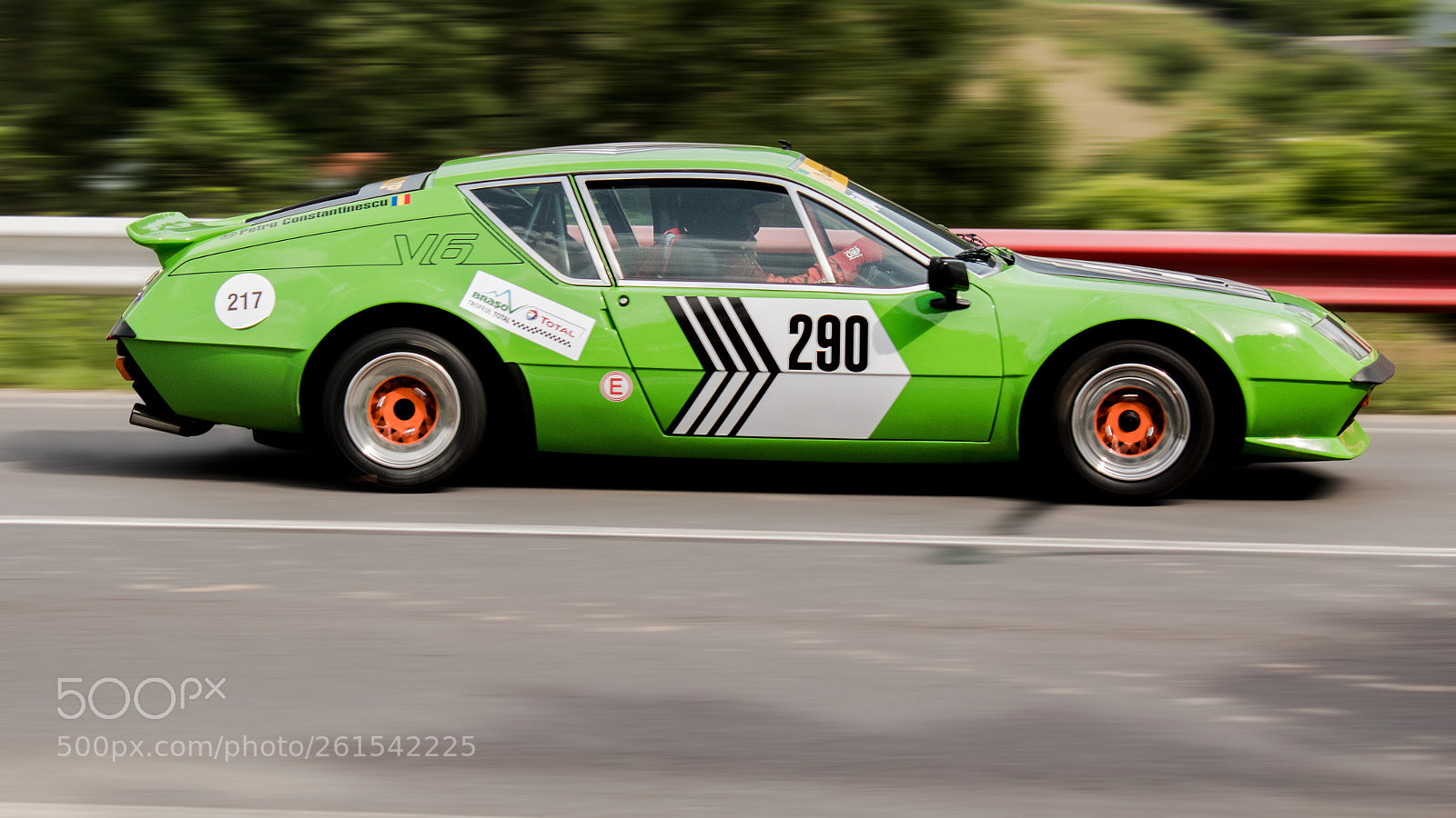 Canon EOS 1300D (EOS Rebel T6 / EOS Kiss X80) sample photo. Renault alpine a310 photography