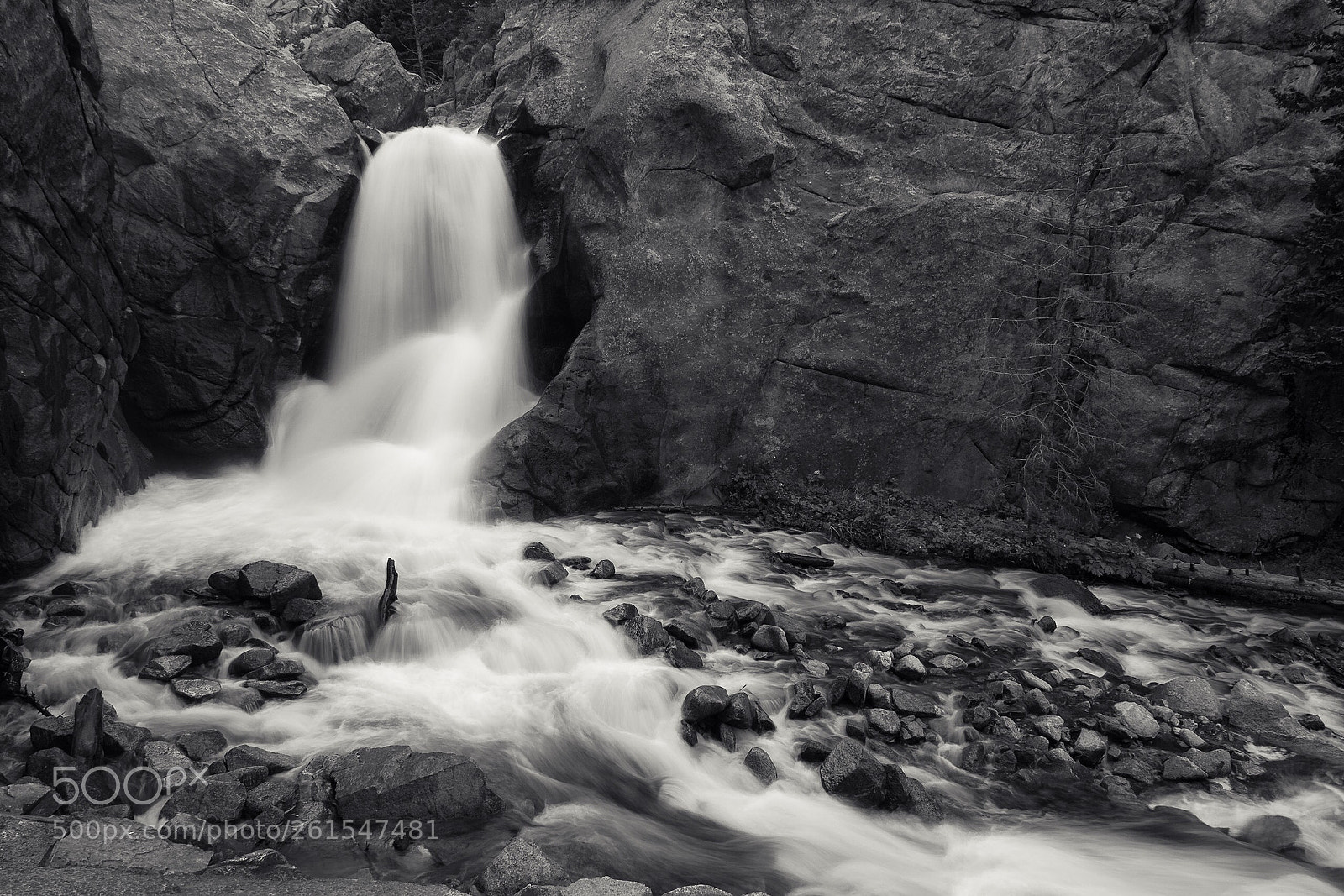 Canon EOS 5D Mark II sample photo. Liquid energy photography