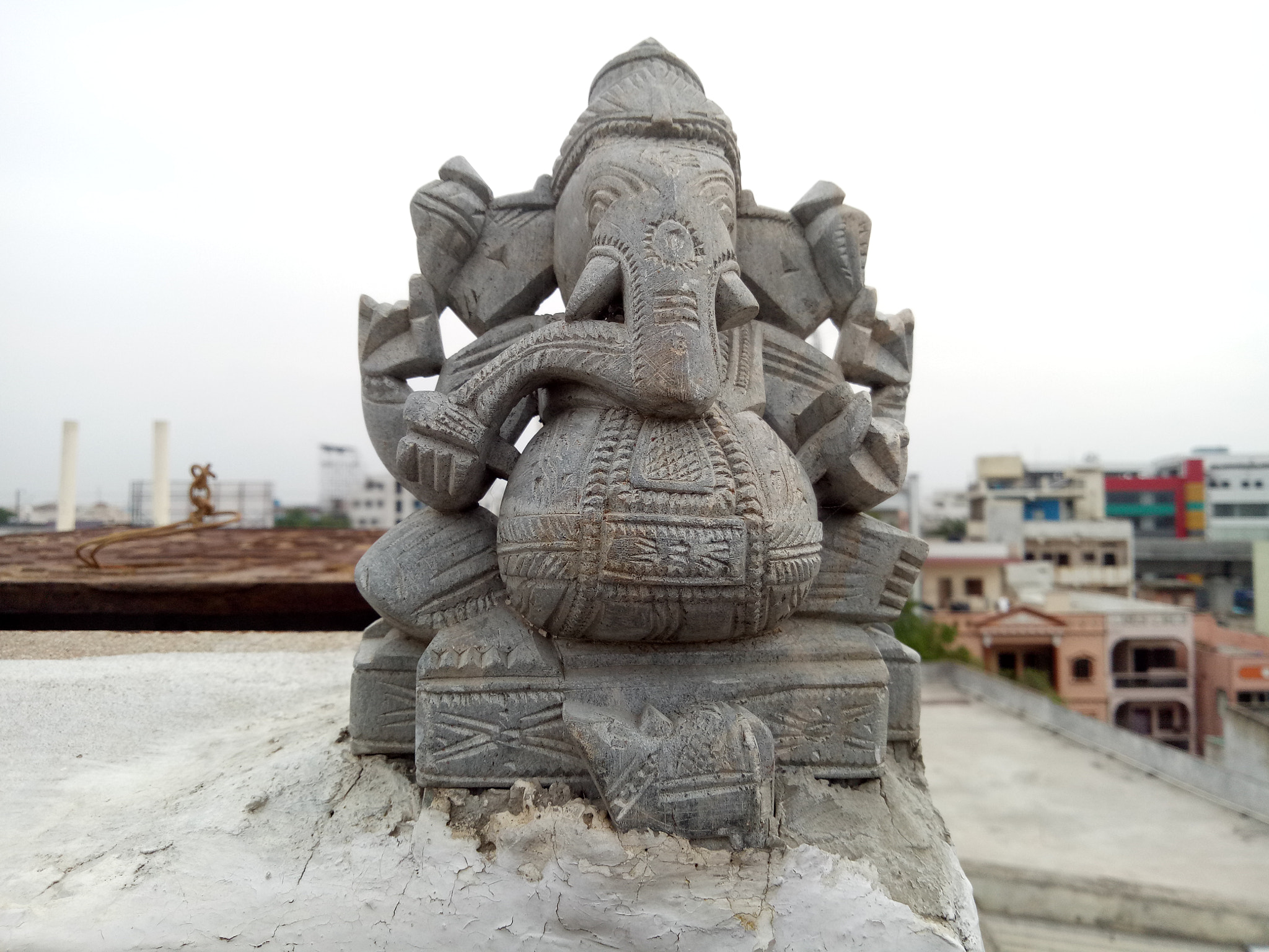OPPO CPH1609 sample photo. Sculpture of lord vinayaka photography