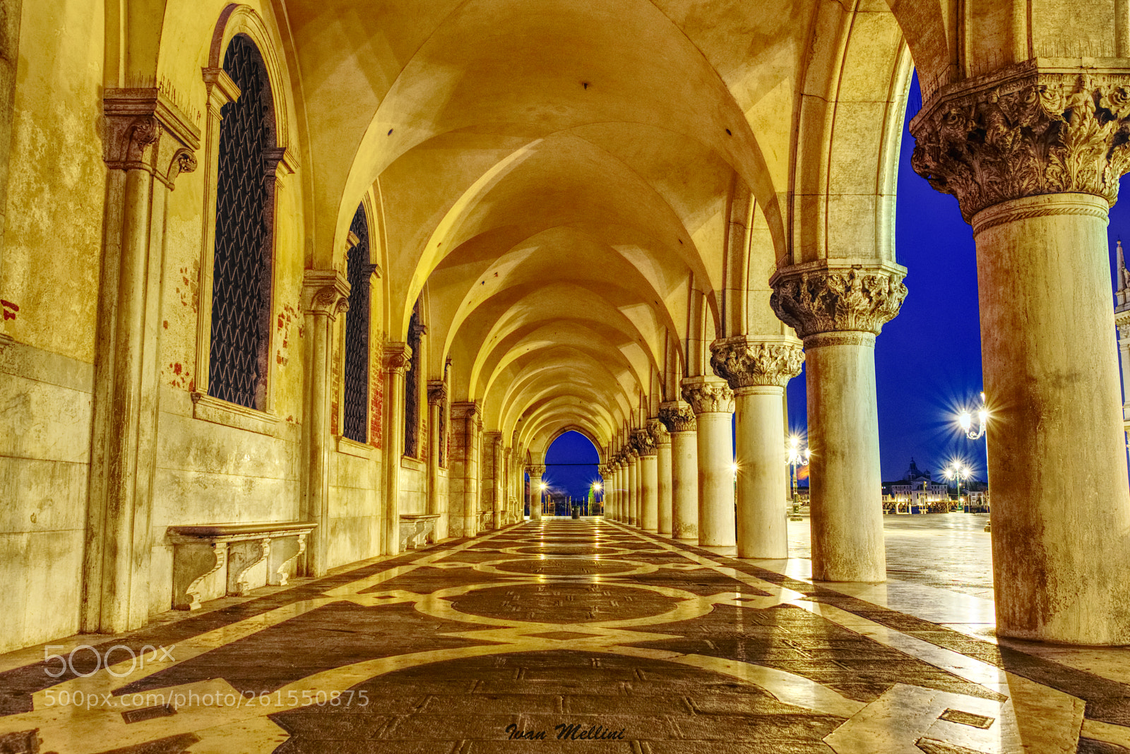 Nikon D5300 sample photo. Arches of palazzo ducale #1 photography