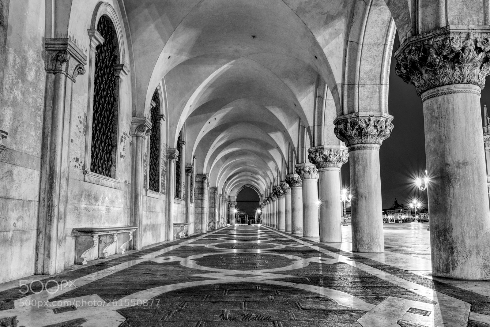 Nikon D5300 sample photo. Arches of palazzo ducale #2 photography