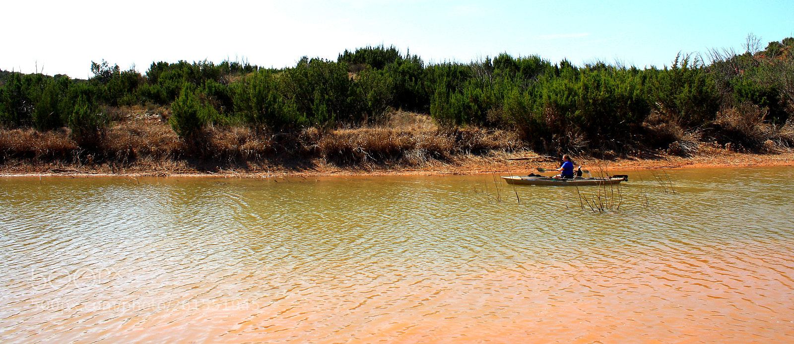 Canon EOS 1000D (EOS Digital Rebel XS / EOS Kiss F) sample photo. The paddler photography