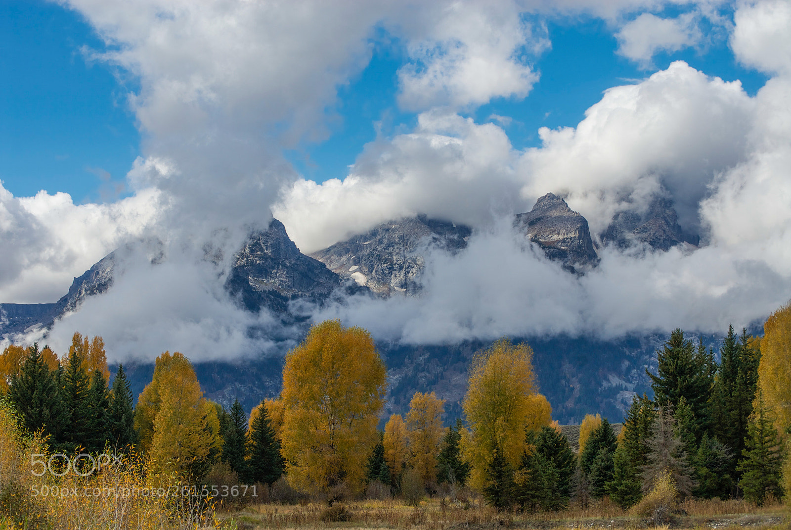 Nikon D200 sample photo. Autumn clouds photography