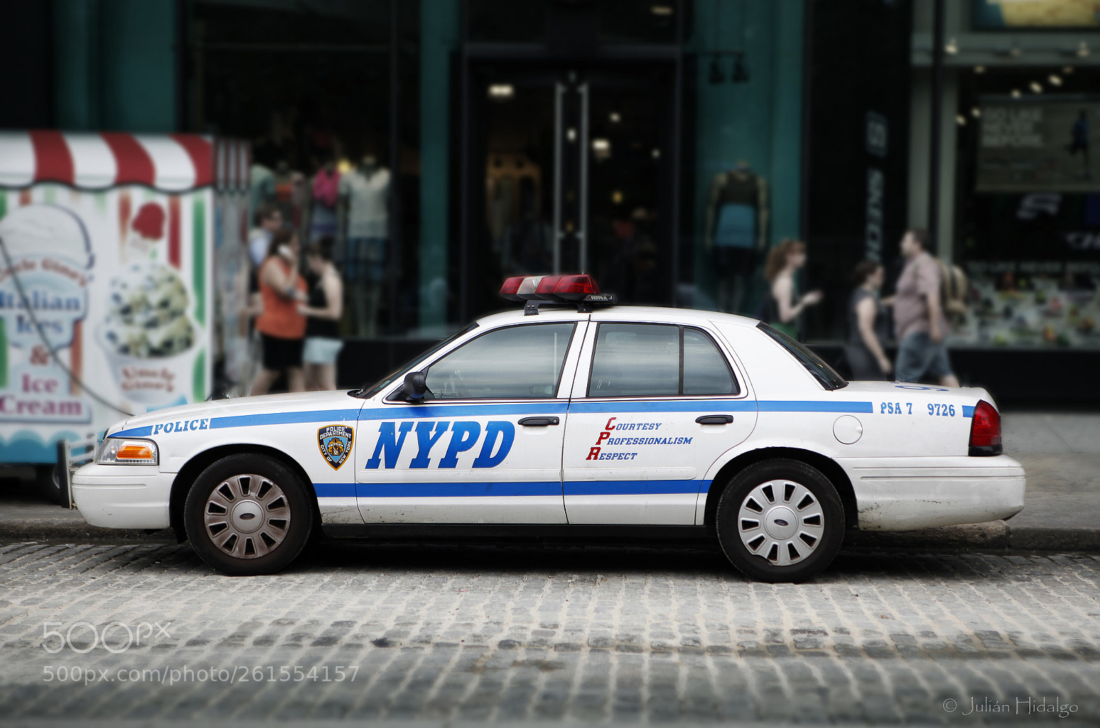 Canon EOS 5D Mark II sample photo. Nypd photography