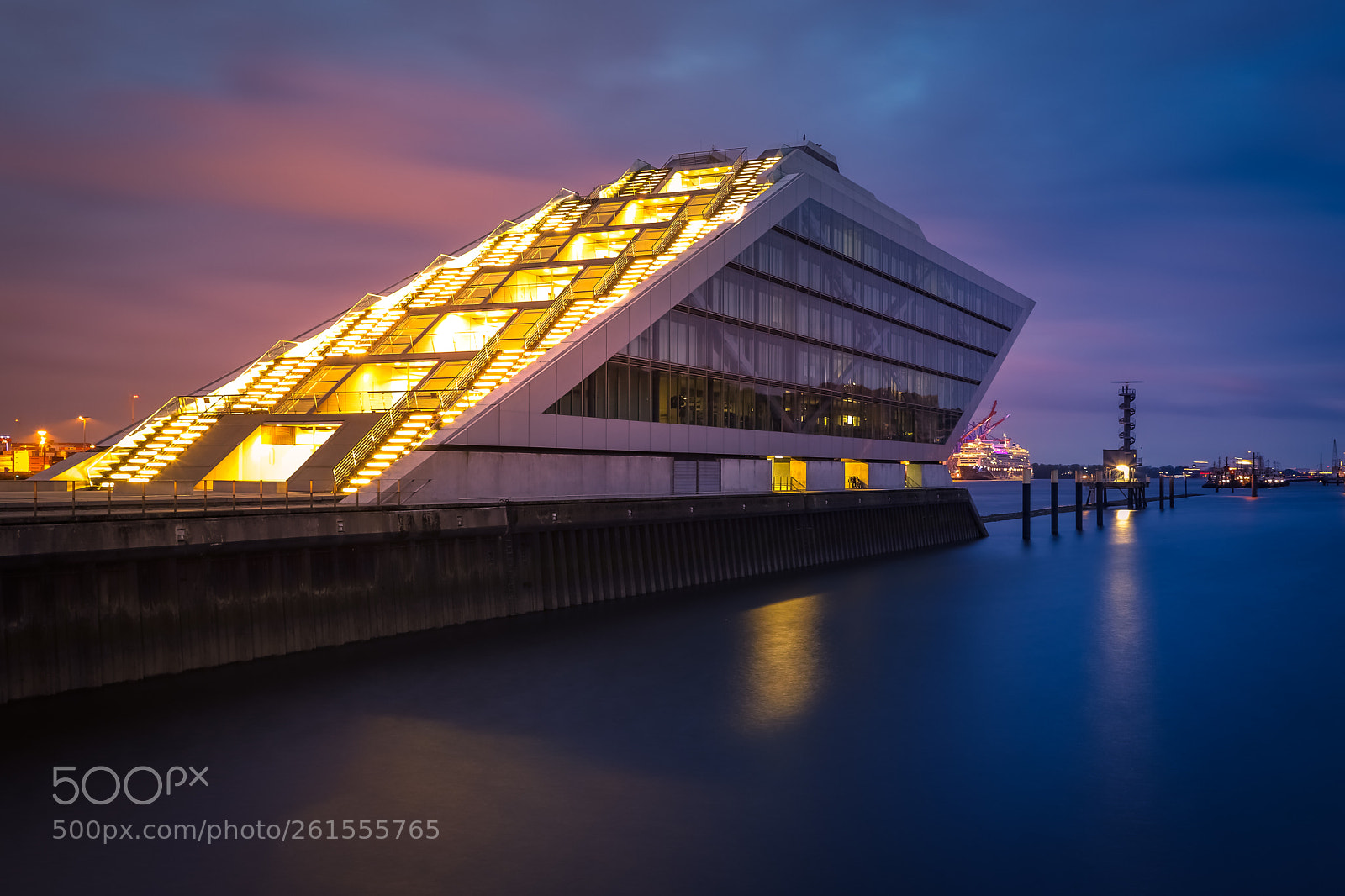 Canon EOS 6D Mark II sample photo. Hamburg; dockland photography