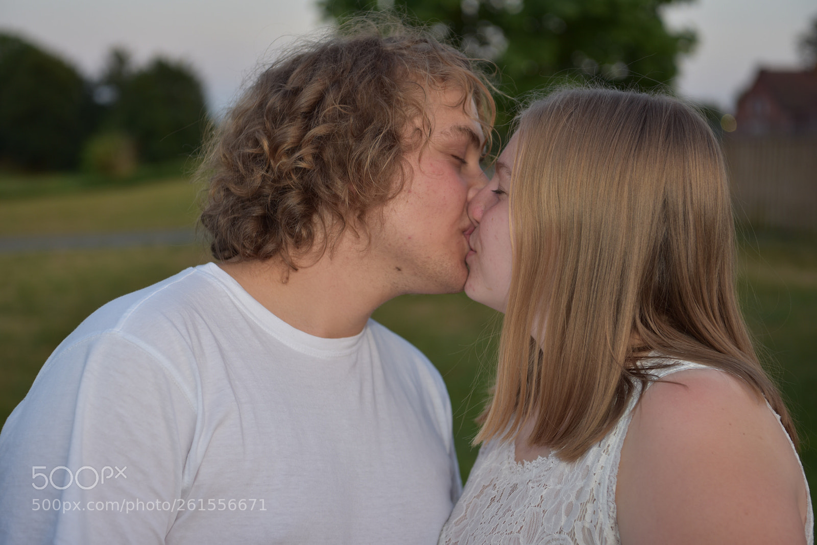 Nikon D750 sample photo. Young couples  photography