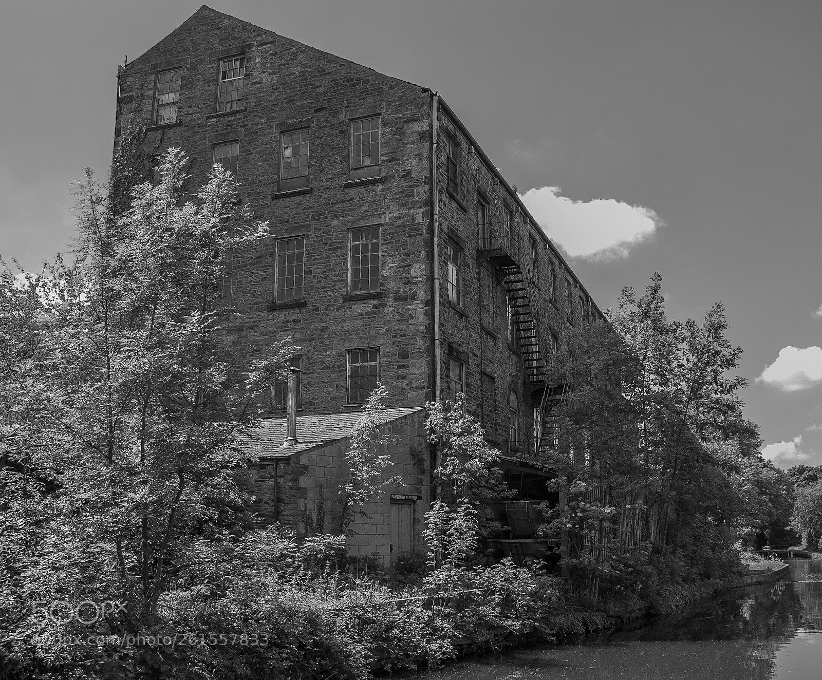 Nikon D40 sample photo. A derbyshire mill photography