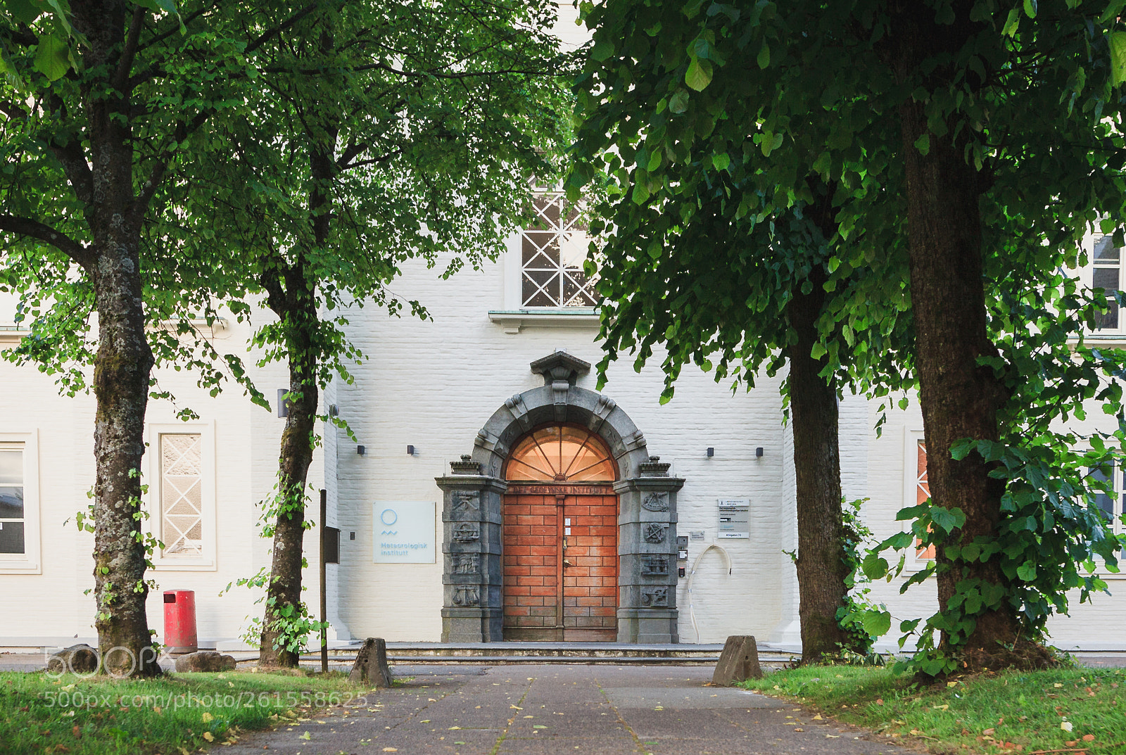 Canon EOS 5D Mark II sample photo. University of bergen photography
