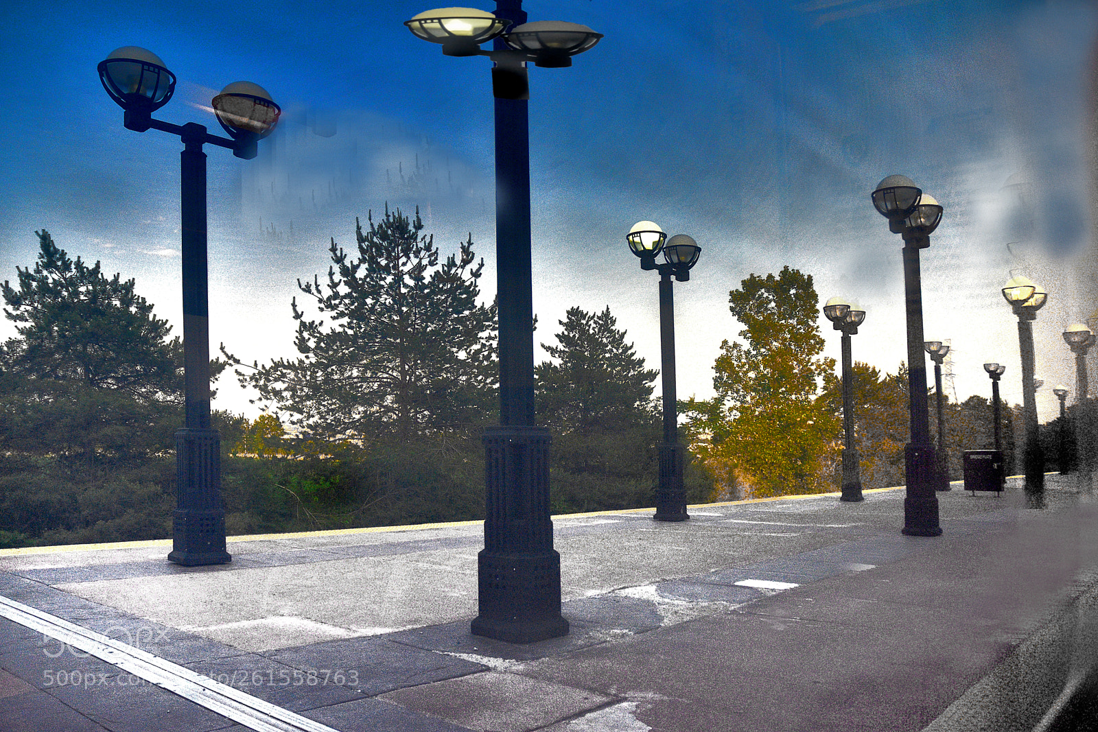 Nikon D3400 sample photo. Station lights photography