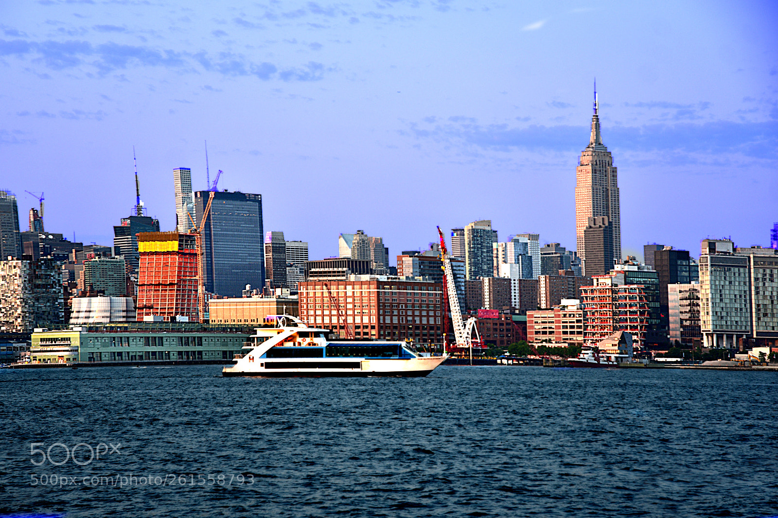 Nikon D3400 sample photo. Empire state & yacht photography