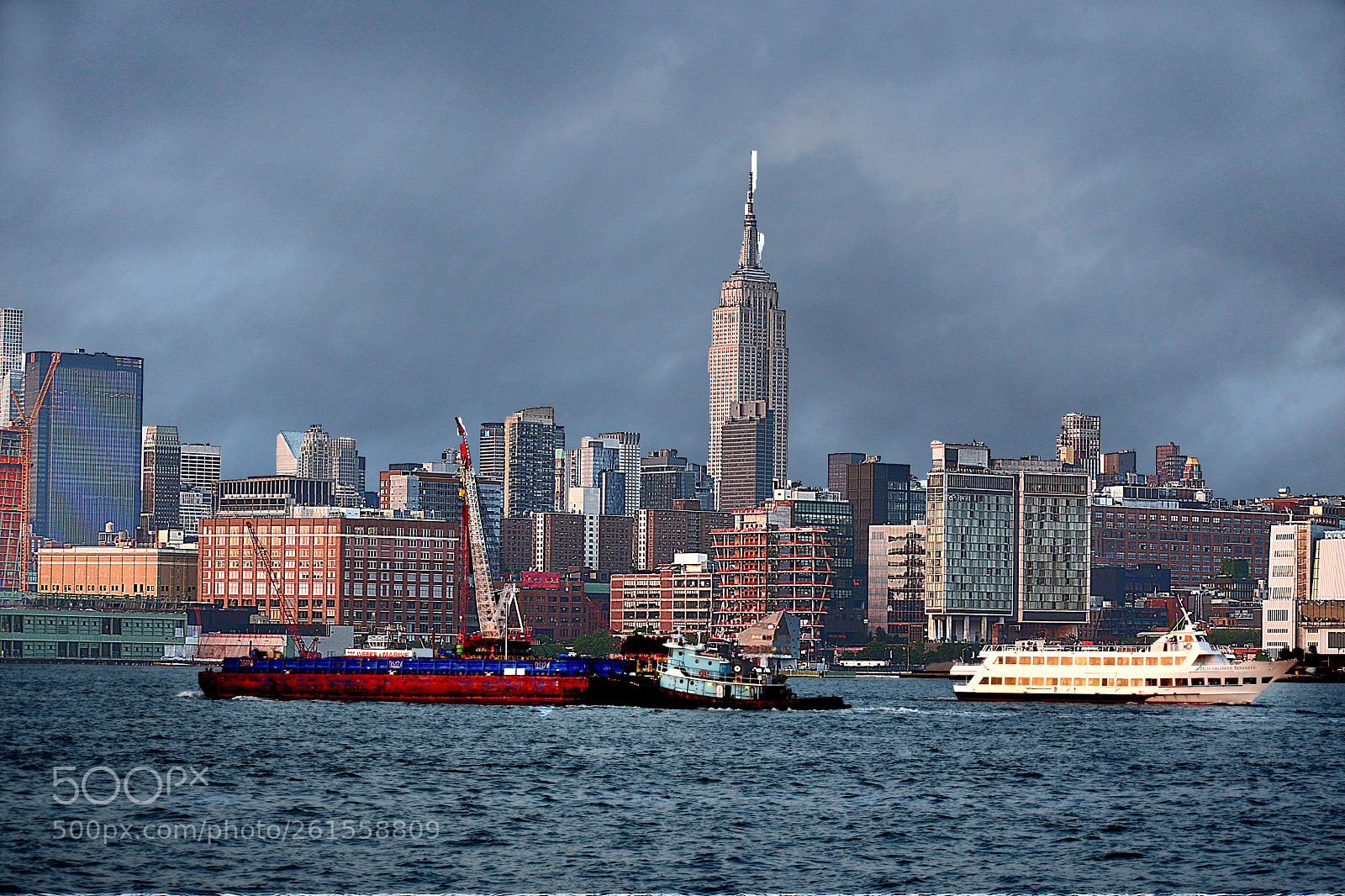 Nikon D3400 sample photo. Empire state , tugboat & yacht photography
