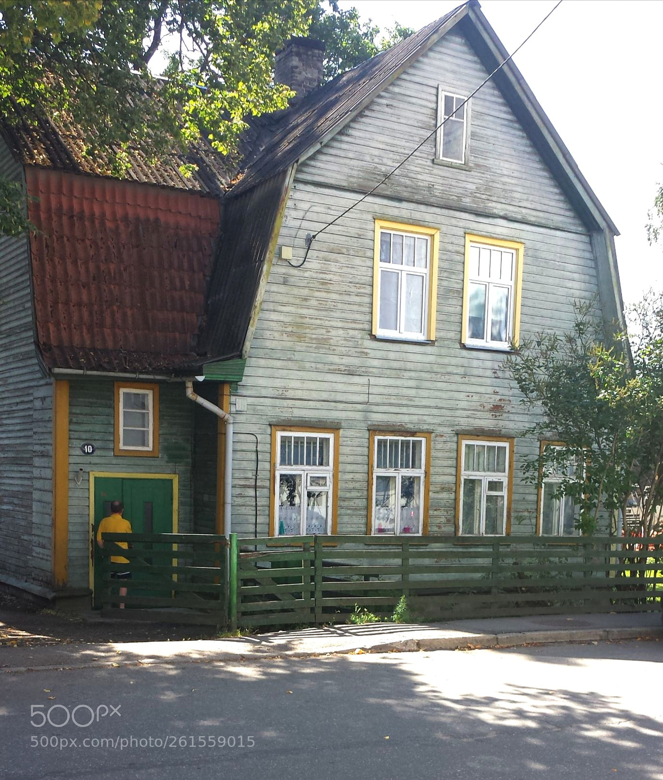Samsung Galaxy S4 sample photo. Estonian abode photography