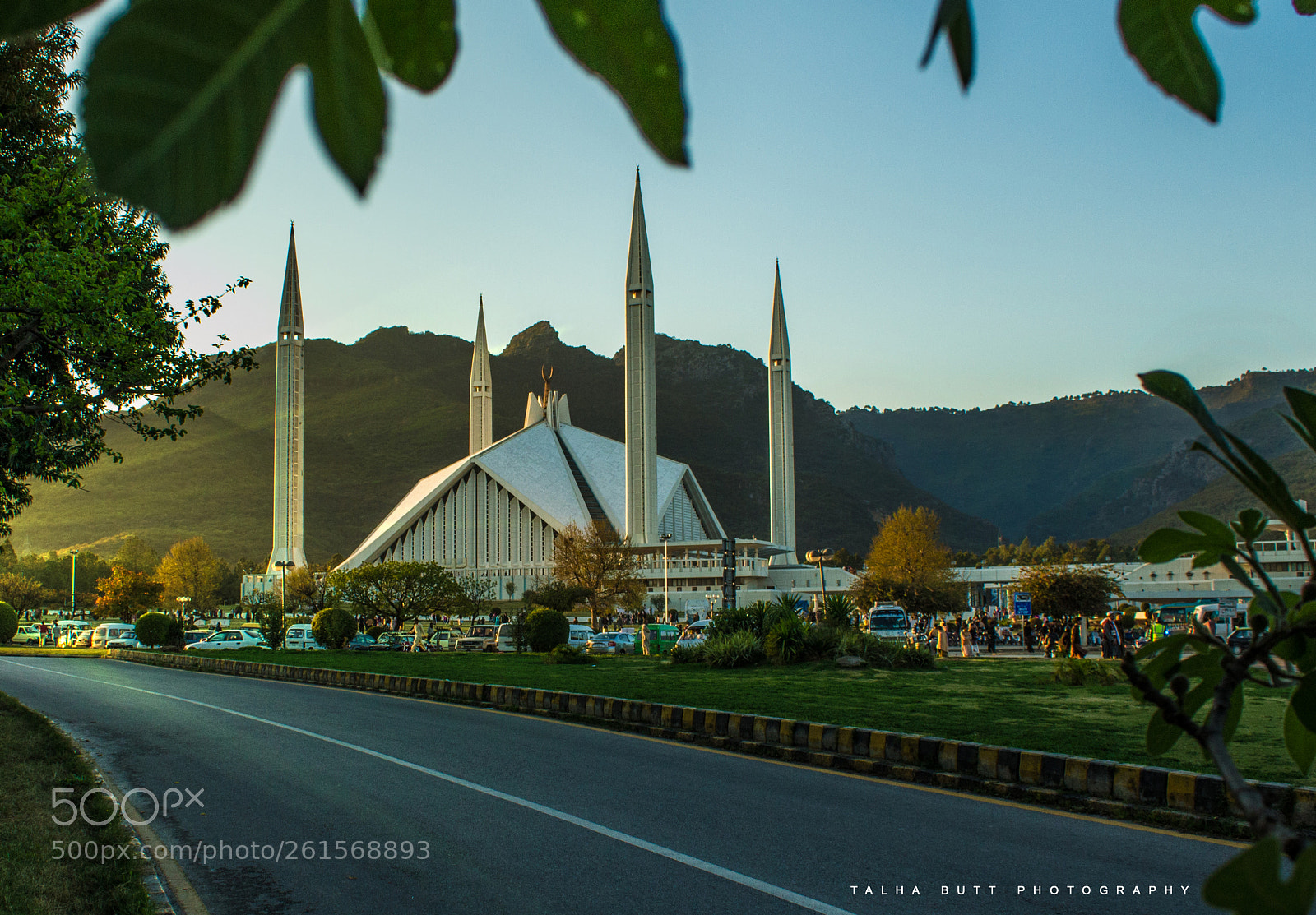 Canon EOS 700D (EOS Rebel T5i / EOS Kiss X7i) sample photo. Shah faisal mosque photography