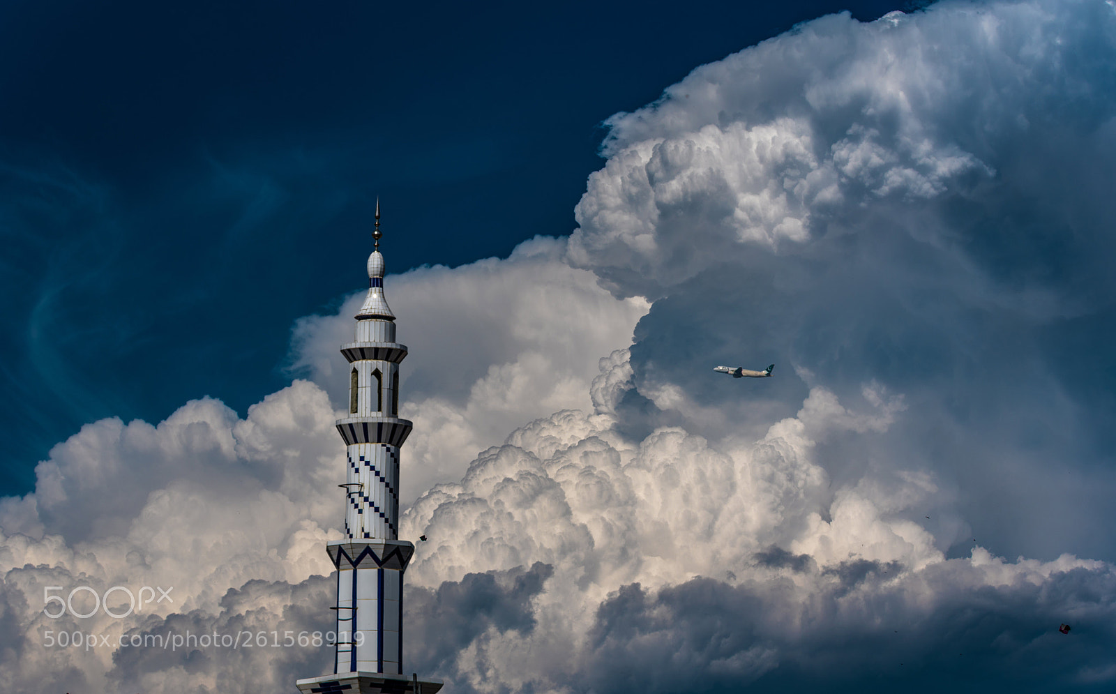 Nikon D750 sample photo. Escaping the rising storm... photography