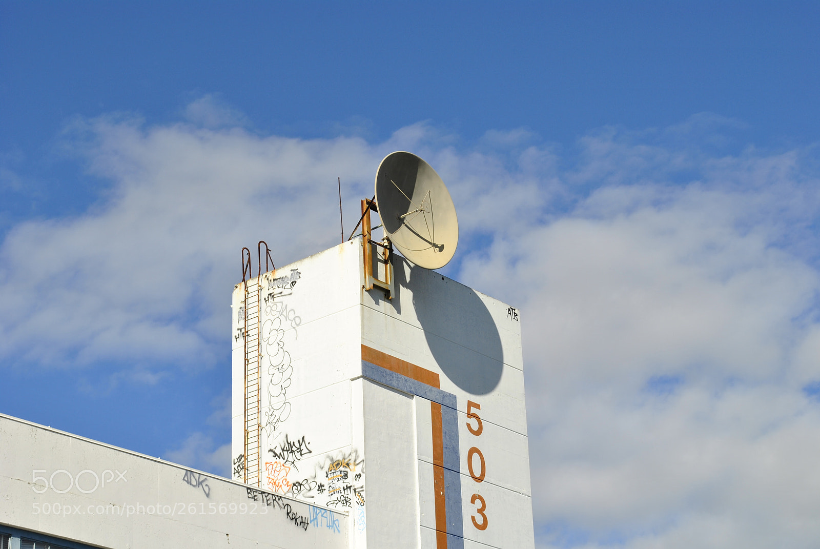 Nikon D3000 sample photo. Building 503 photography
