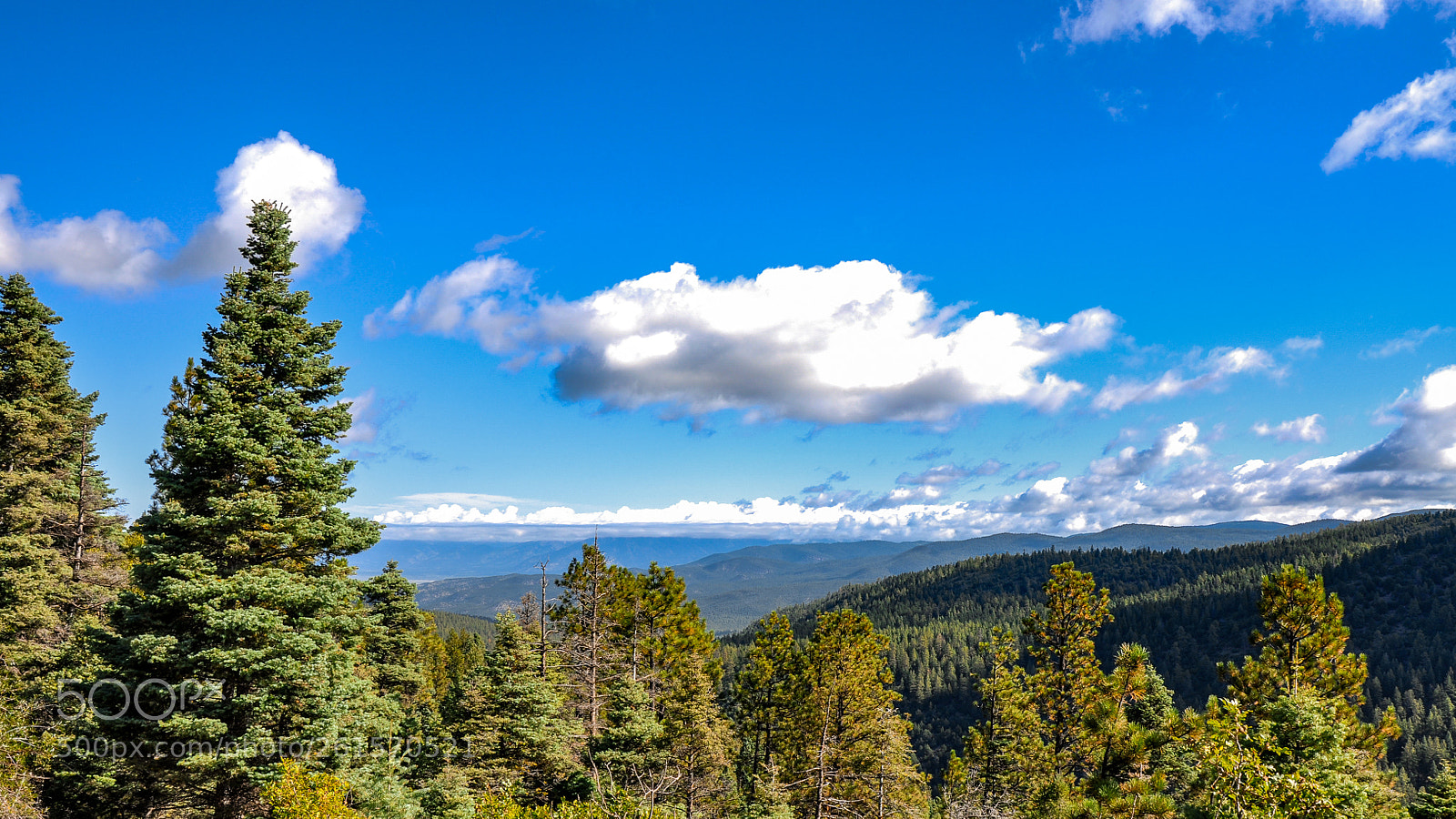 Nikon D90 sample photo. Clouds over the valleys photography