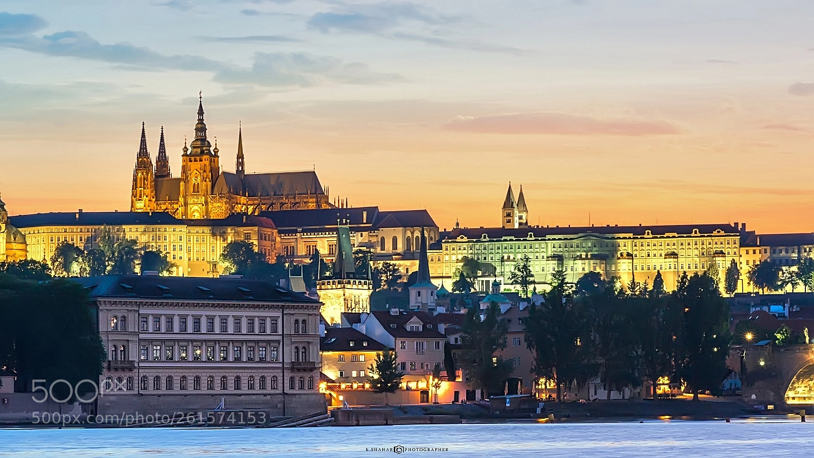Canon EOS 7D Mark II sample photo. Sunset in prague photography