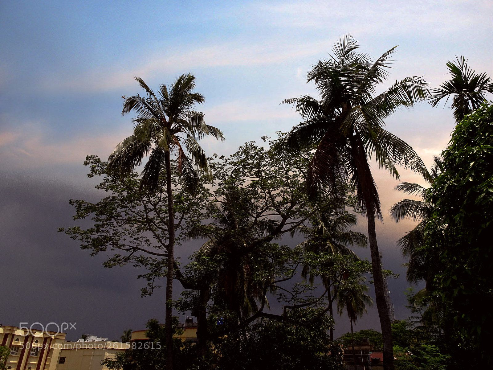 Sony Cyber-shot DSC-HX90V sample photo. Dark clouds photography