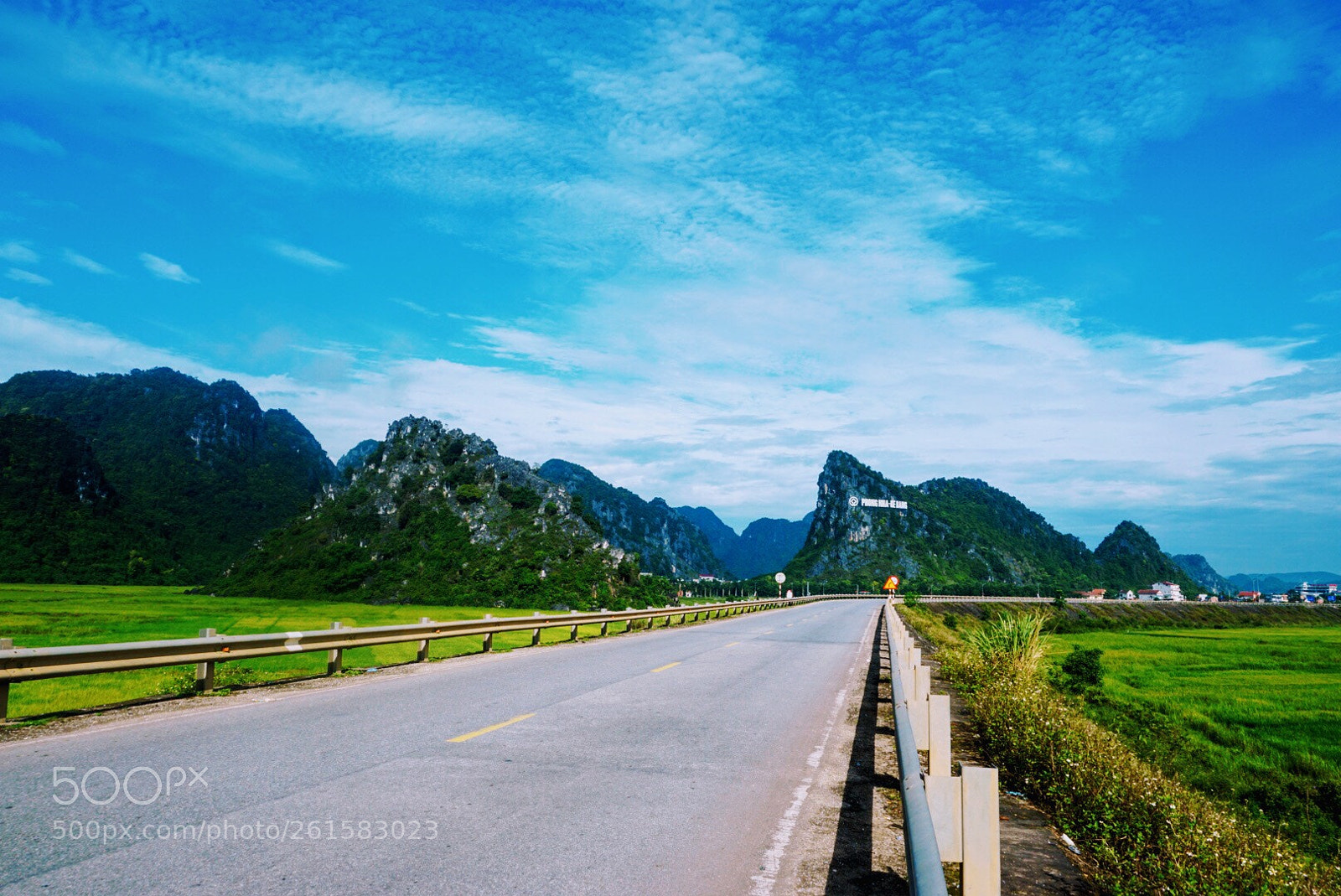 Sony a6000 sample photo. Phong nha photography