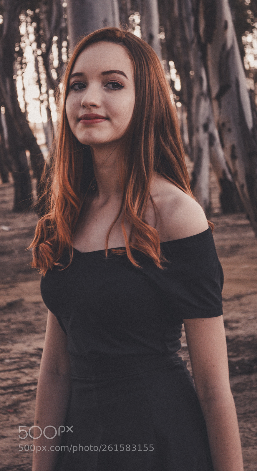 Nikon D5000 sample photo. Girl in the forest photography