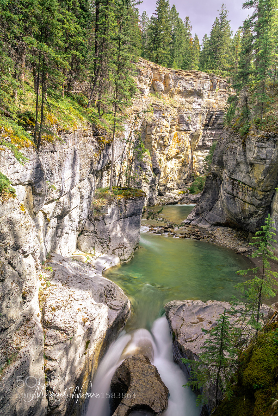 Canon EOS 5D Mark IV sample photo. Magline canyon - jasper photography
