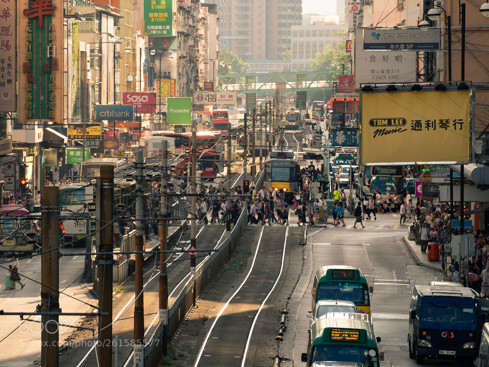 Olympus OM-D E-M10 sample photo. Pedestrians photography