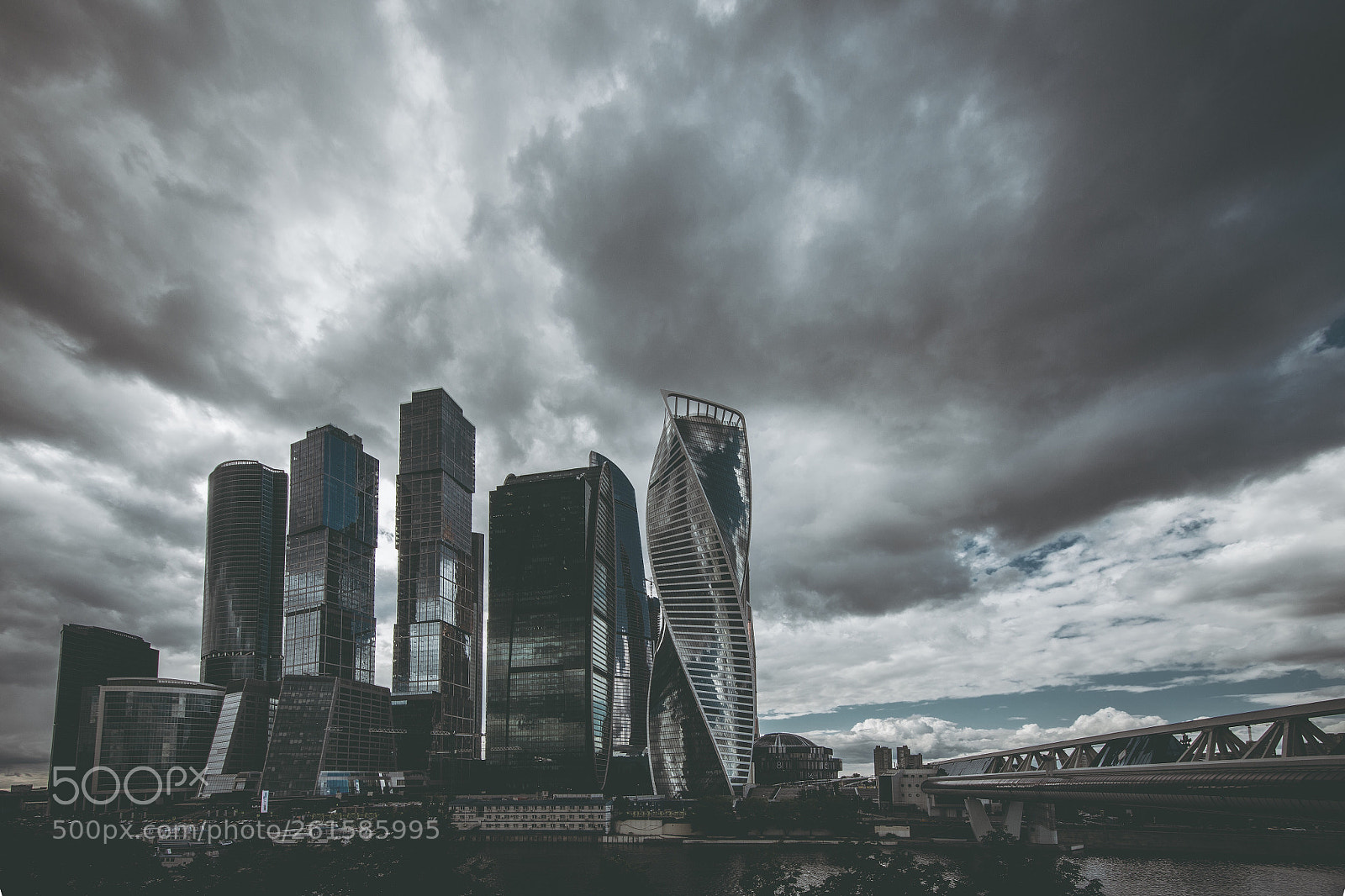 Nikon D7200 sample photo. Moscow skyscrapers under thick photography