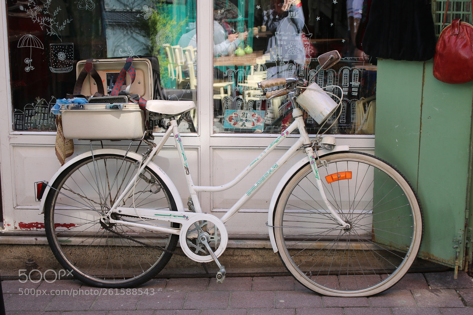 Canon EOS 750D (EOS Rebel T6i / EOS Kiss X8i) sample photo. Untitled photography