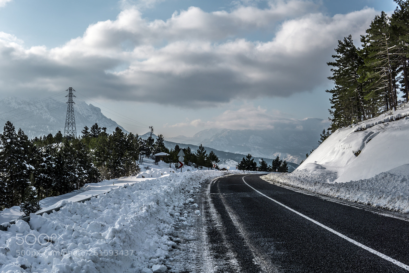 Sony a6000 sample photo. The roads come to photography