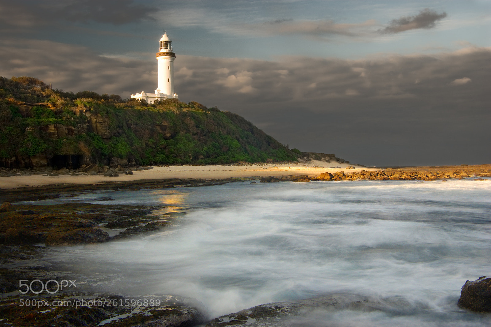 Pentax K200D sample photo. The lighthouse photography